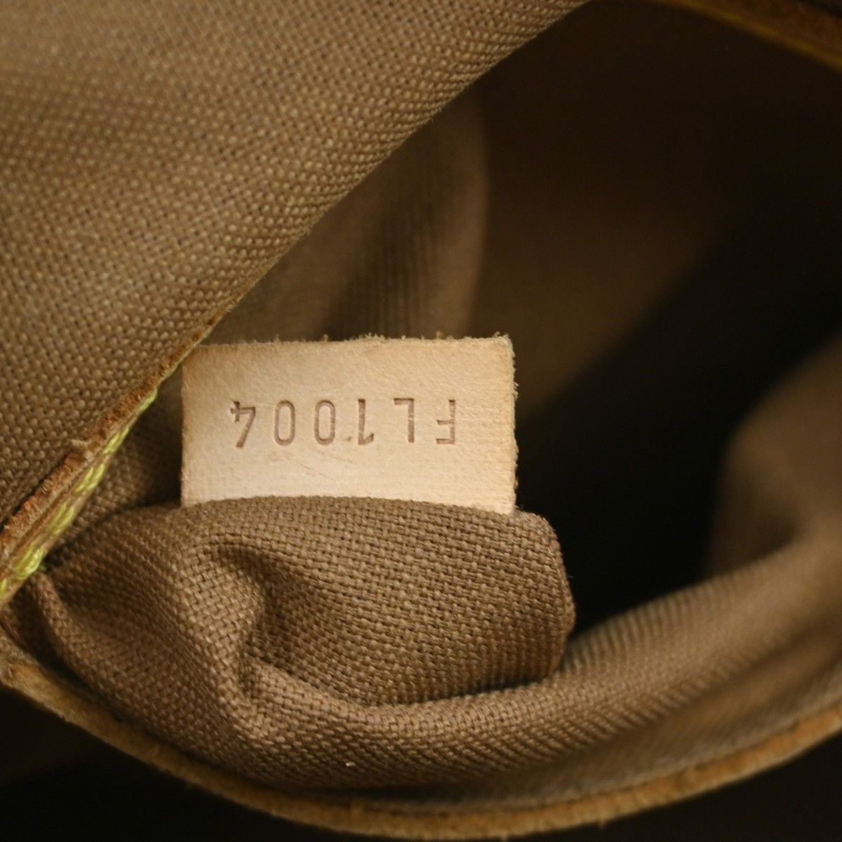Louis Vuitton Louis Vuitton Alma Handbag Monogram Canvas Size ONE SIZE - 5 Thumbnail