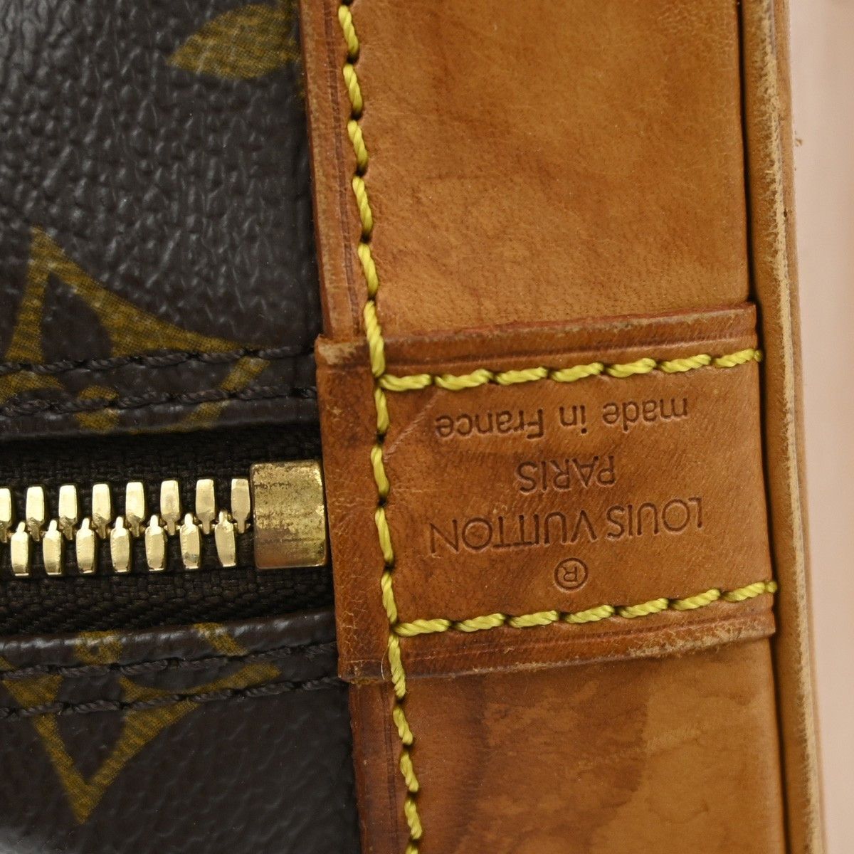 Louis Vuitton Louis Vuitton Alma Handbag Monogram Canvas Size ONE SIZE - 4 Thumbnail