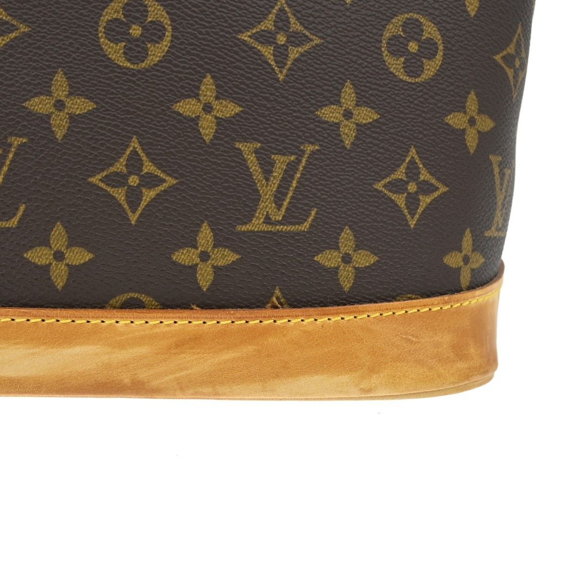 Louis Vuitton Louis Vuitton Alma Handbag Monogram Canvas Size ONE SIZE - 10 Thumbnail