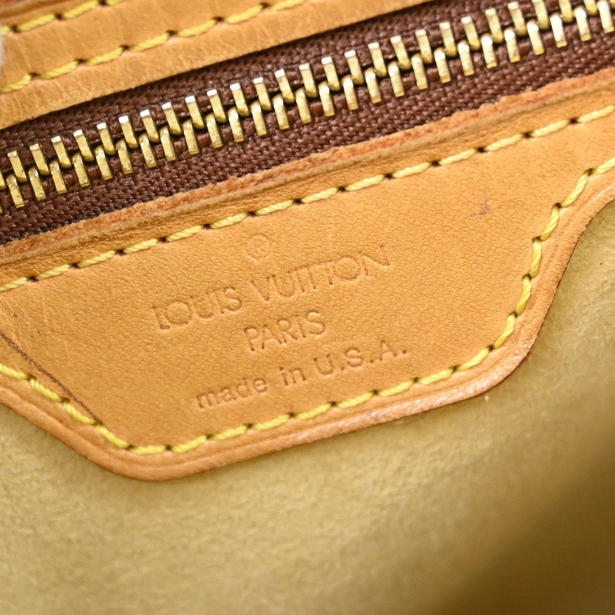 Louis Vuitton Louis Vuitton Monogram Looping Handbag Monogram Canvas Size ONE SIZE - 4 Thumbnail