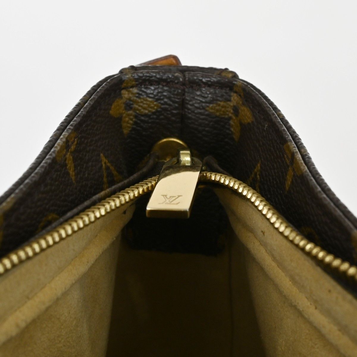 Louis Vuitton Louis Vuitton Monogram Looping Handbag Monogram Canvas Size ONE SIZE - 14 Thumbnail
