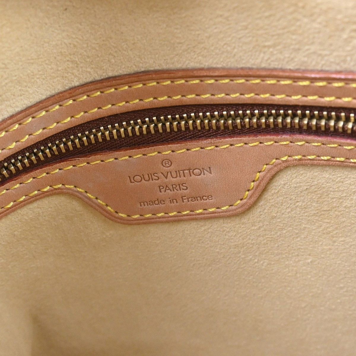 Louis Vuitton Louis Vuitton Monogram Looping Handbag Monogram Canvas Size ONE SIZE - 4 Thumbnail