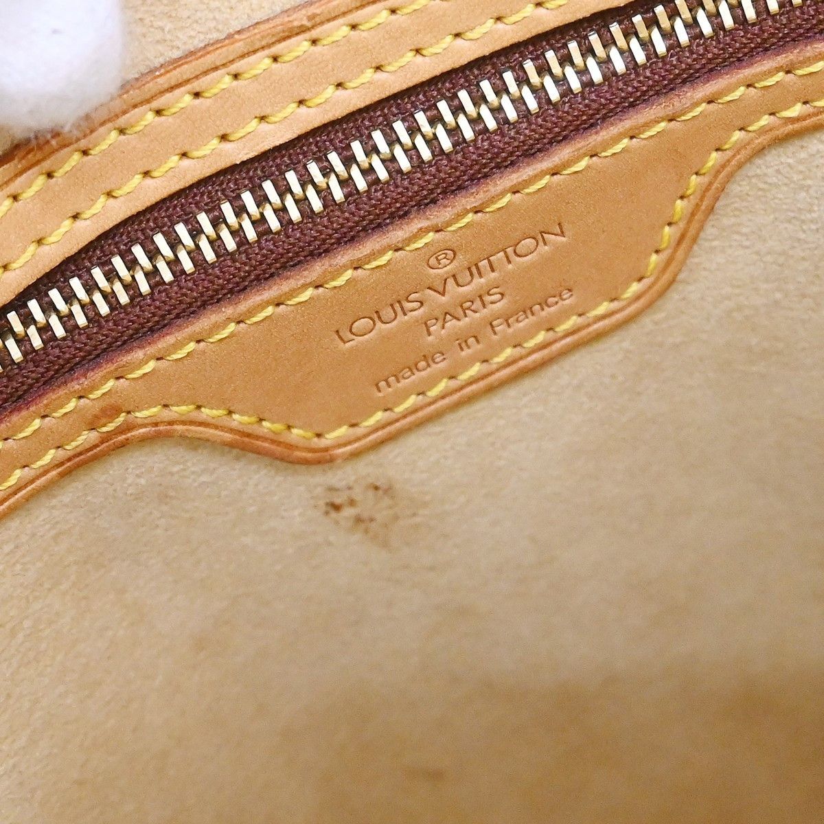 Louis Vuitton Louis Vuitton Monogram Looping Handbag Monogram Canvas Size ONE SIZE - 4 Thumbnail