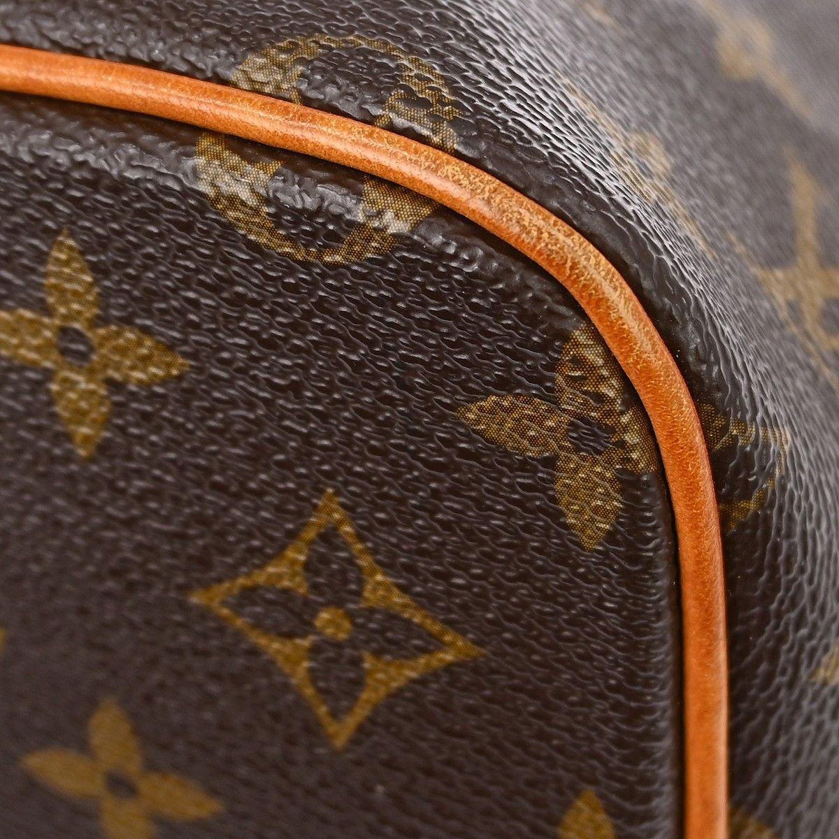 Louis Vuitton Louis Vuitton Palermo Handbag Monogram Canvas Size ONE SIZE - 7 Thumbnail
