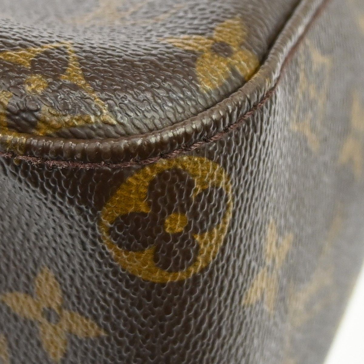 Louis Vuitton Louis Vuitton Monogram Looping Handbag Monogram Canvas Size ONE SIZE - 9 Thumbnail