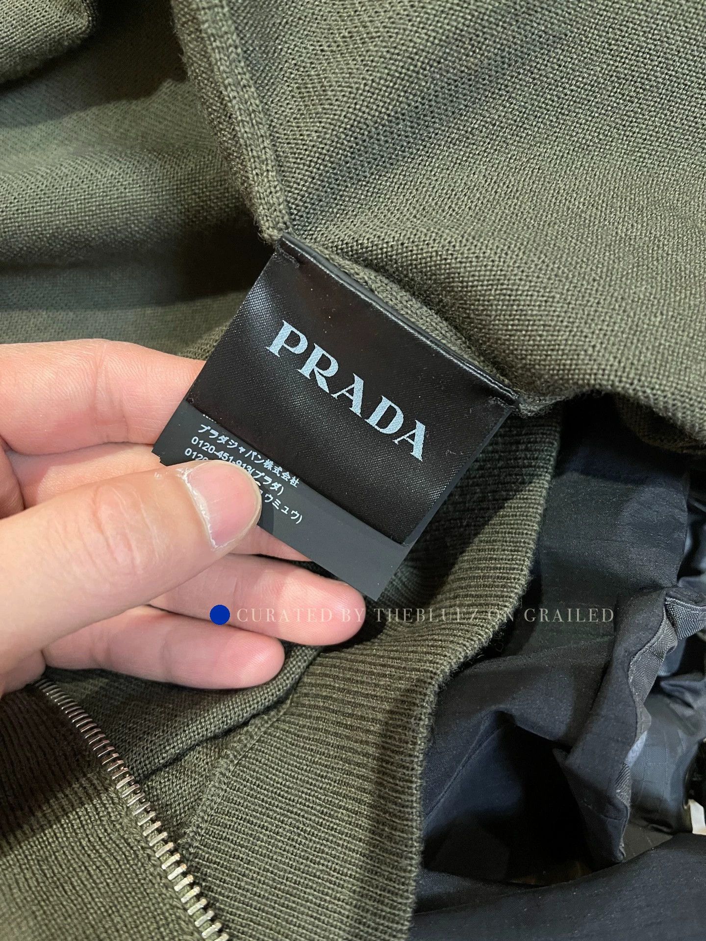 Prada Olive Green Wool Cardigan in Excellent Condition Size US M / EU 48-50 / 2 - 6 Thumbnail