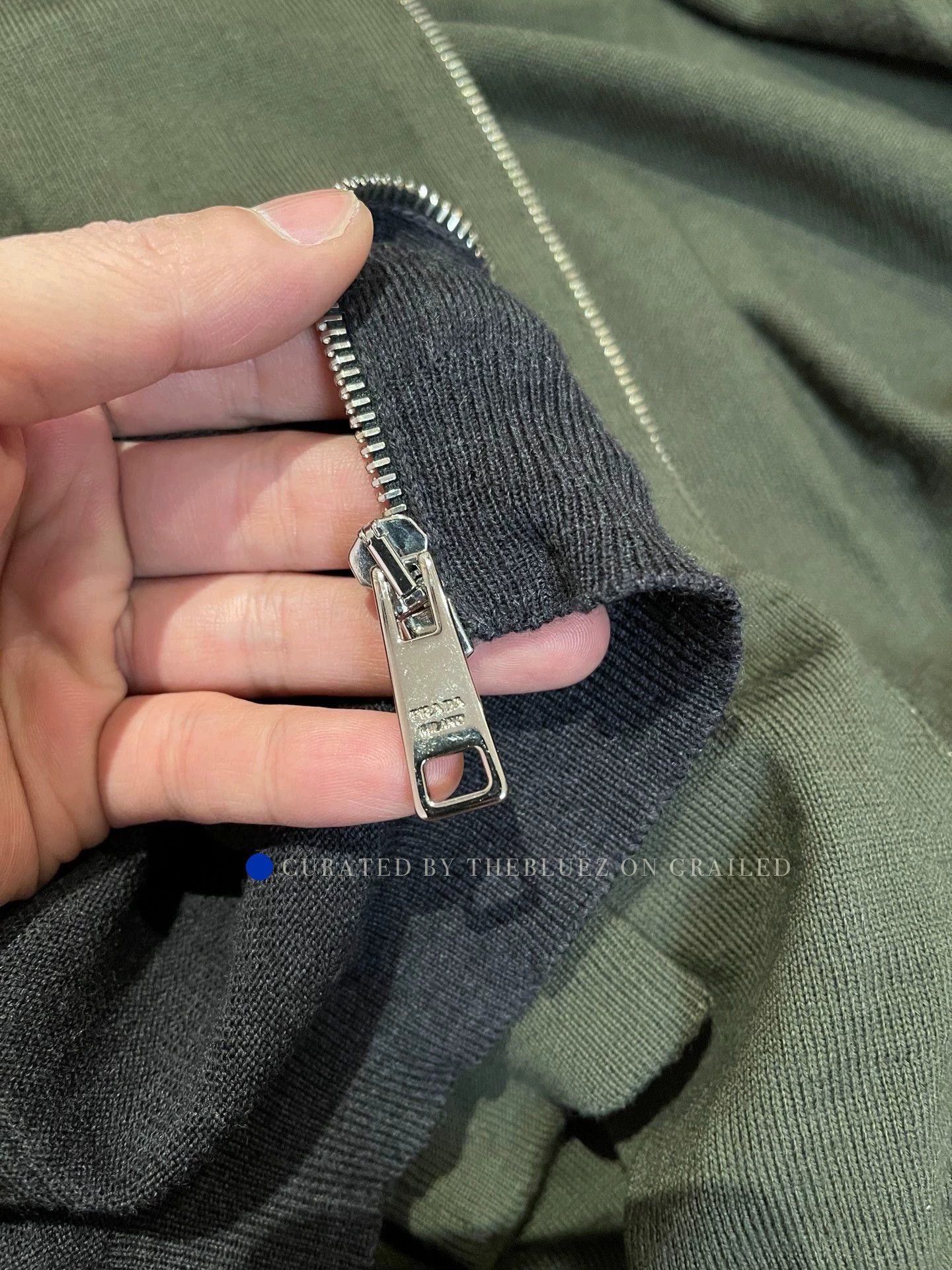 Prada Olive Green Wool Cardigan in Excellent Condition Size US M / EU 48-50 / 2 - 8 Thumbnail