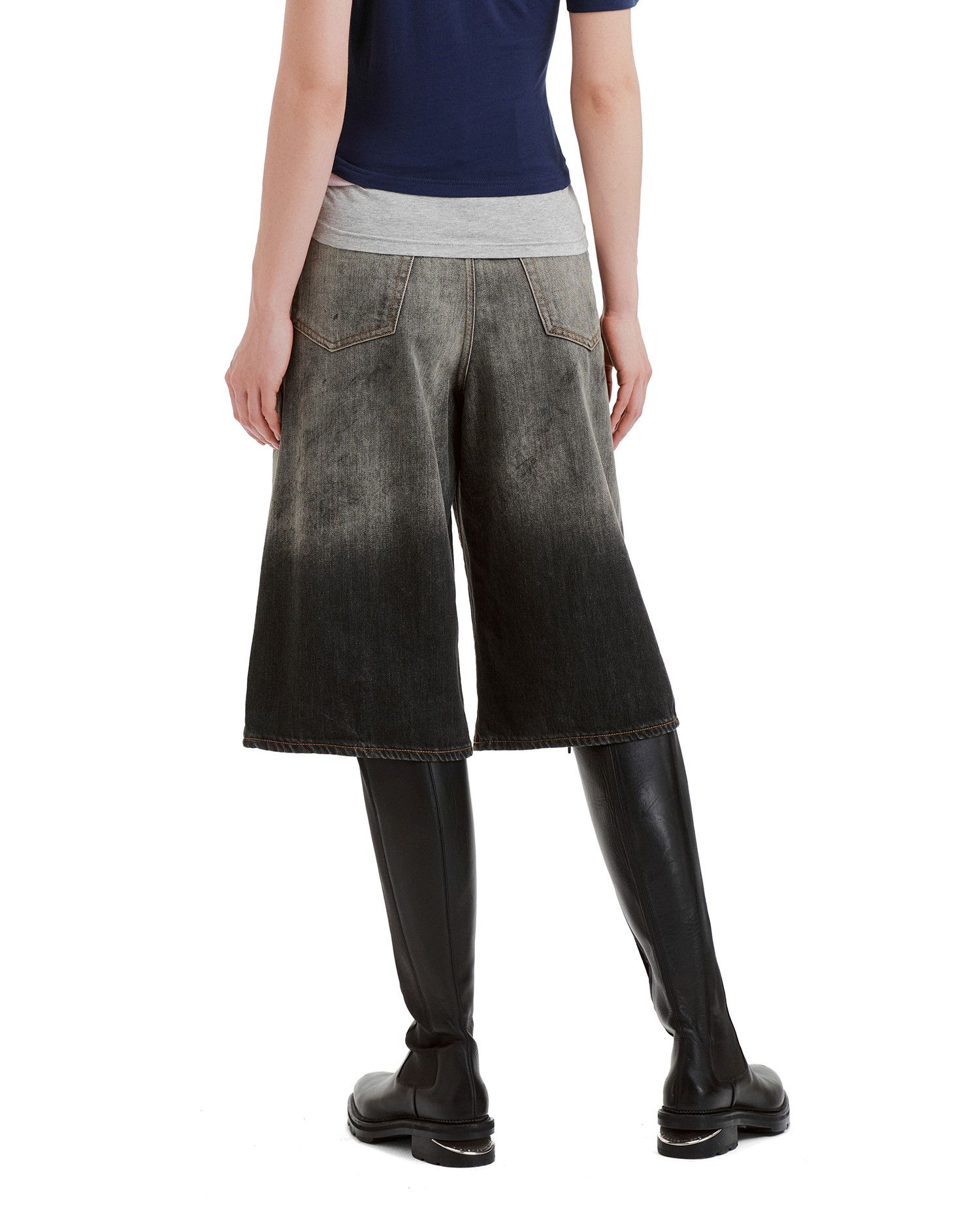 Acne Studios Acne Studios Distressed Design Denim Shorts Size 24" / US 00 / IT 34 - 4 Thumbnail