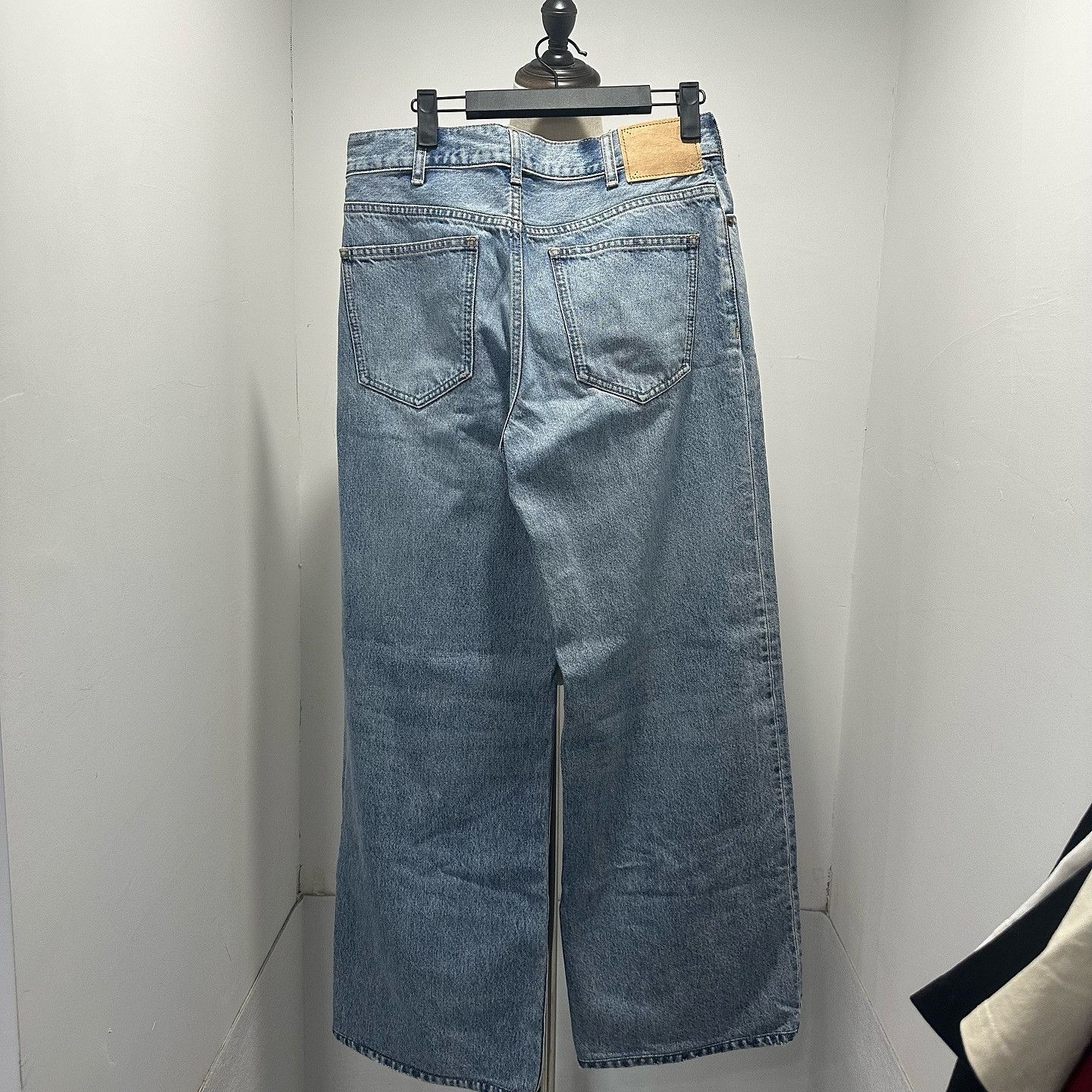Celine Celine Washed Denim Jeans Size 27 Size 27" / US 4 / IT 40 - 2 Thumbnail