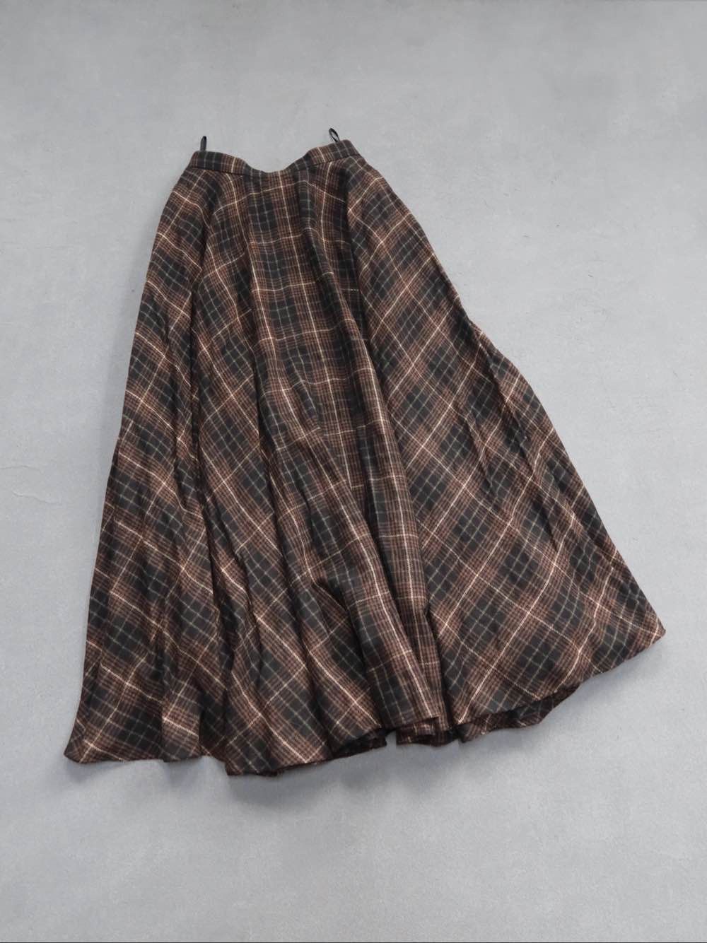 Celine CELINE Plaid Pleated Midi Skirt 34 Size 25" / US 0 / IT 36 - 2 Thumbnail
