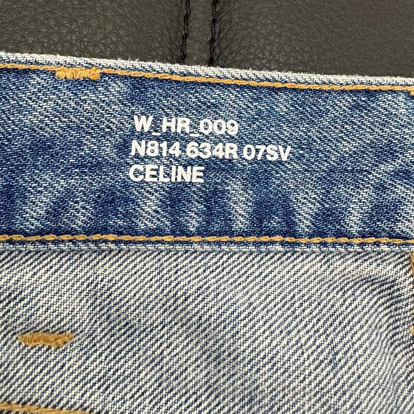 Celine Celine Triomphe Chain Straight Leg Jeans Size 26 Size 26" / US 2 / IT 38 - 3 Thumbnail