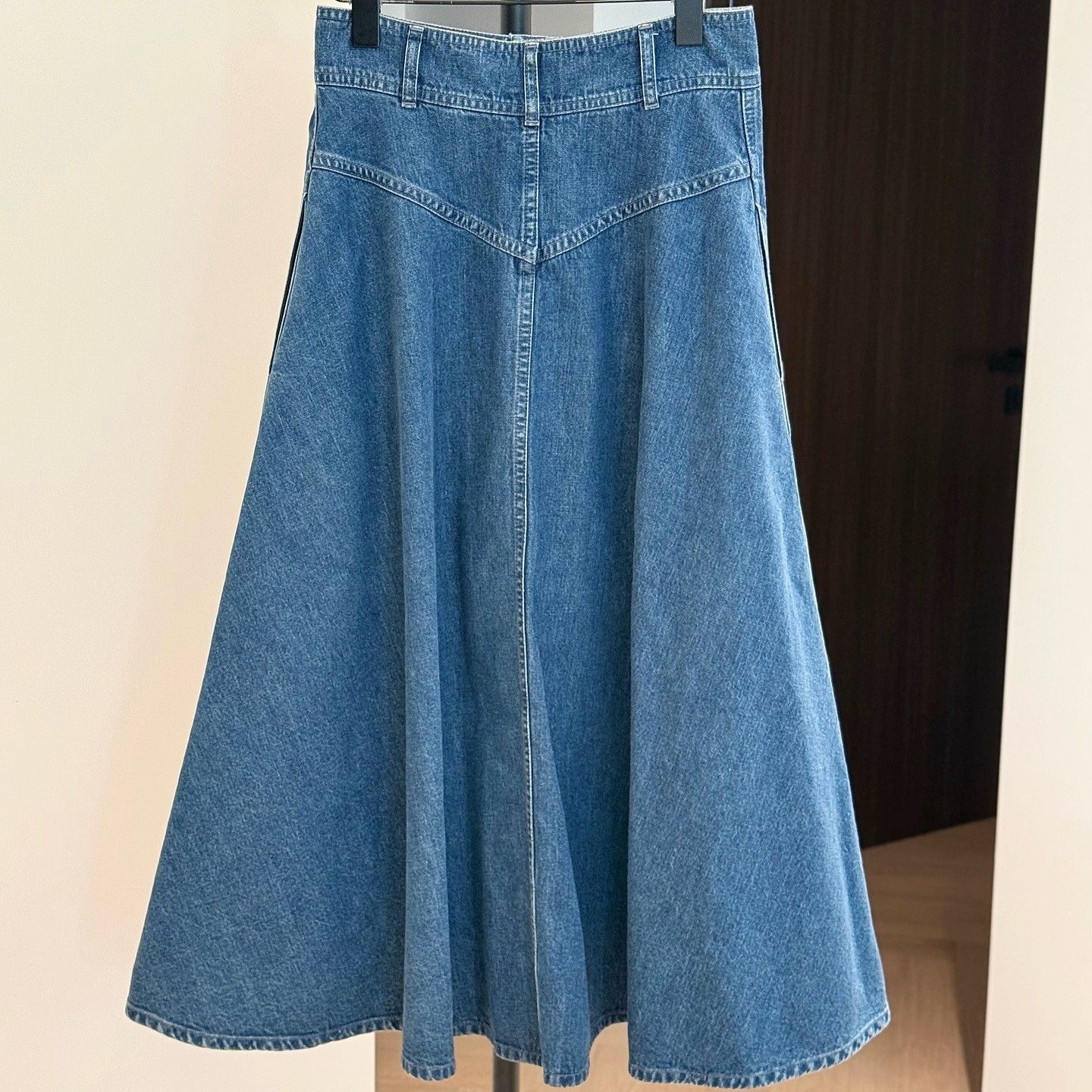Celine Celine Button-Front Denim Maxi Skirt Size 26 Size 26" / US 2 / IT 38 - 2 Thumbnail