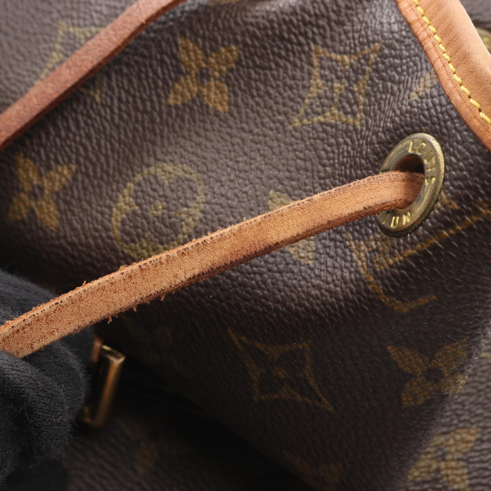 Louis Vuitton Louis Vuitton Louis Vuitton Monogram Backpack Textile Backpack M51136 DUTY FREE for USA Size ONE SIZE - 10 Thumbnail