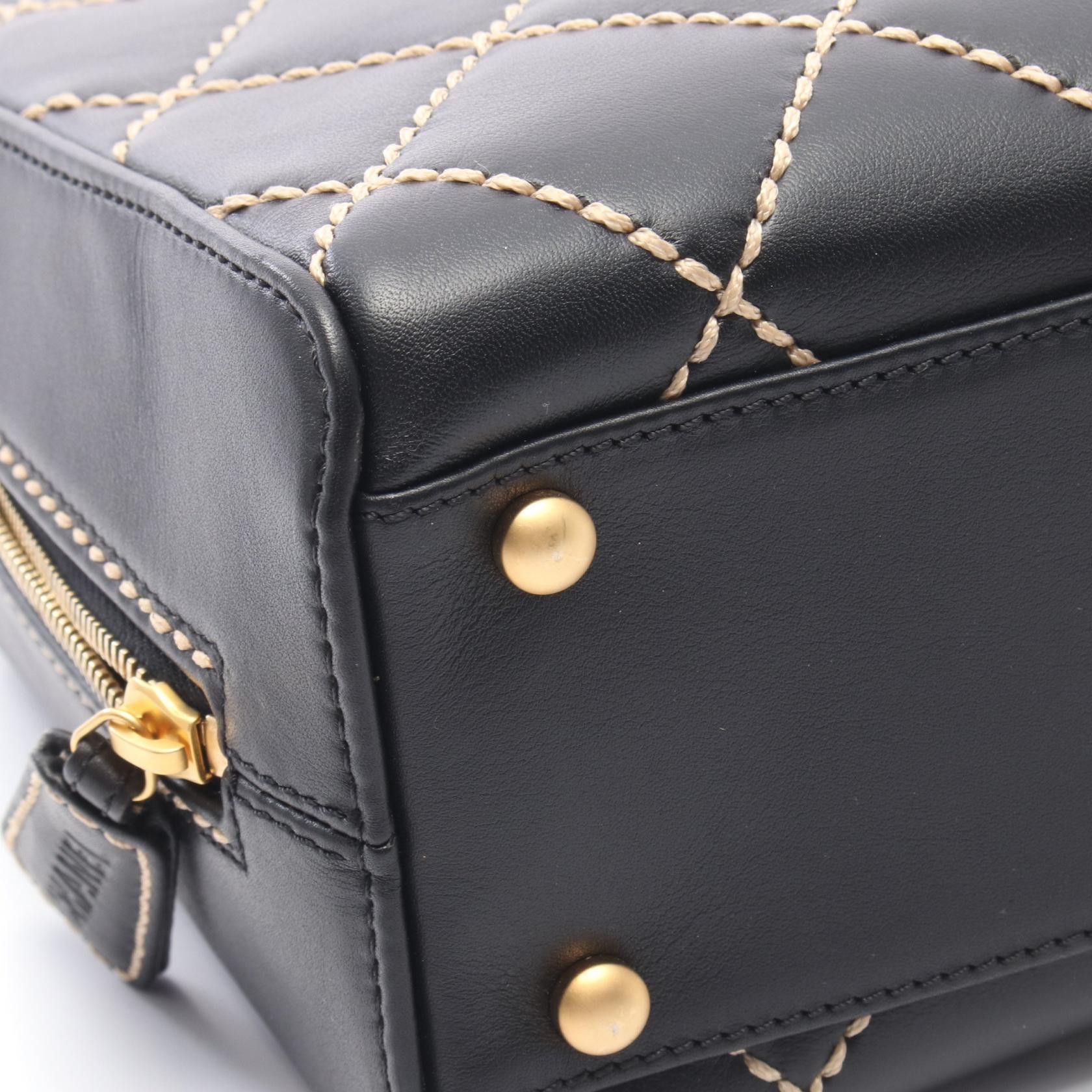 Chanel Chanel Chanel Wild Stitch Leather Handbag Leather Handbag A20666 DUTY FREE for USA Size ONE SIZE - 7 Thumbnail
