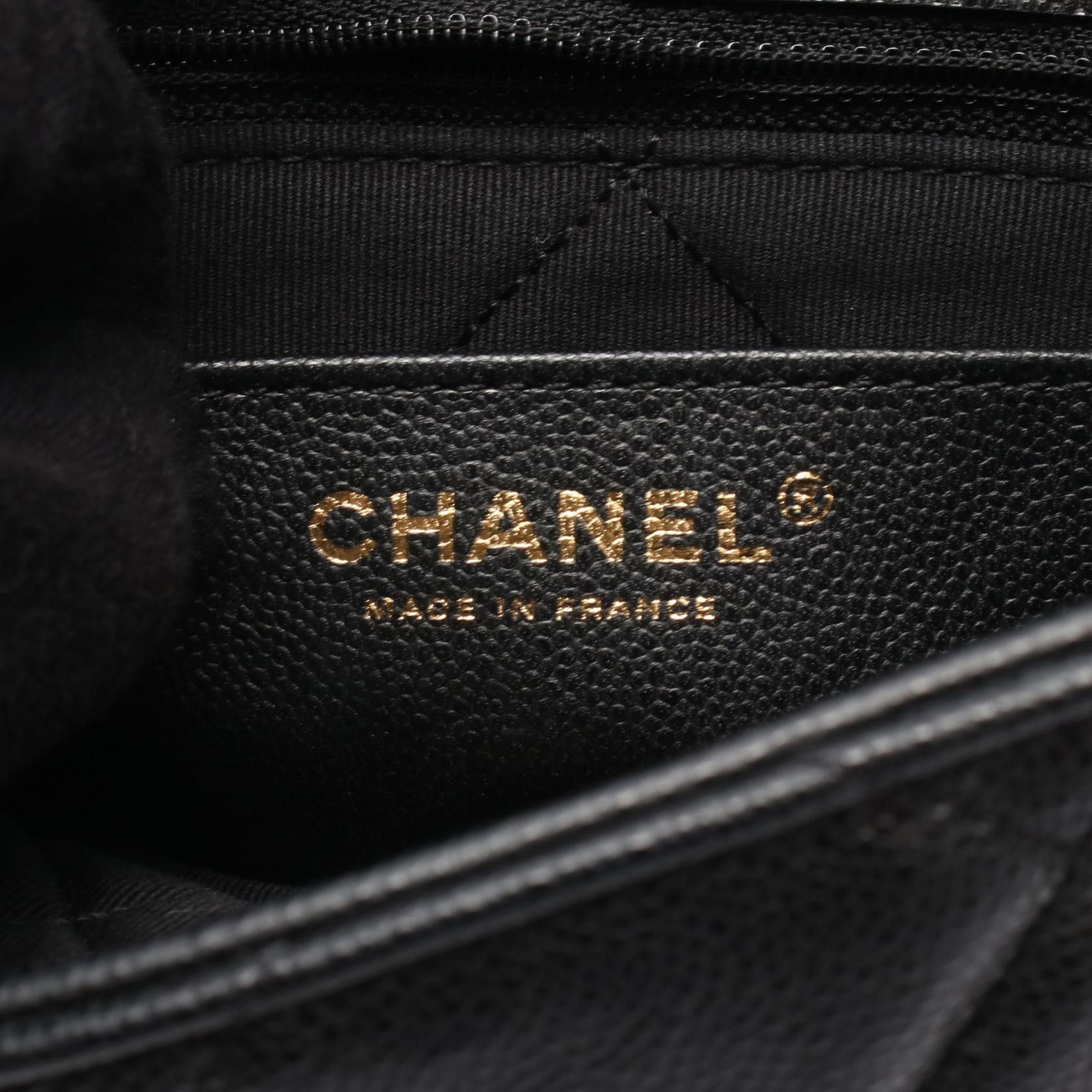 Chanel Chanel Chanel Matelasse Caviar Skin Small Flap Shoulder Bag Leather Shoulder Bag DUTY FREE for USA Size ONE SIZE - 4 Thumbnail