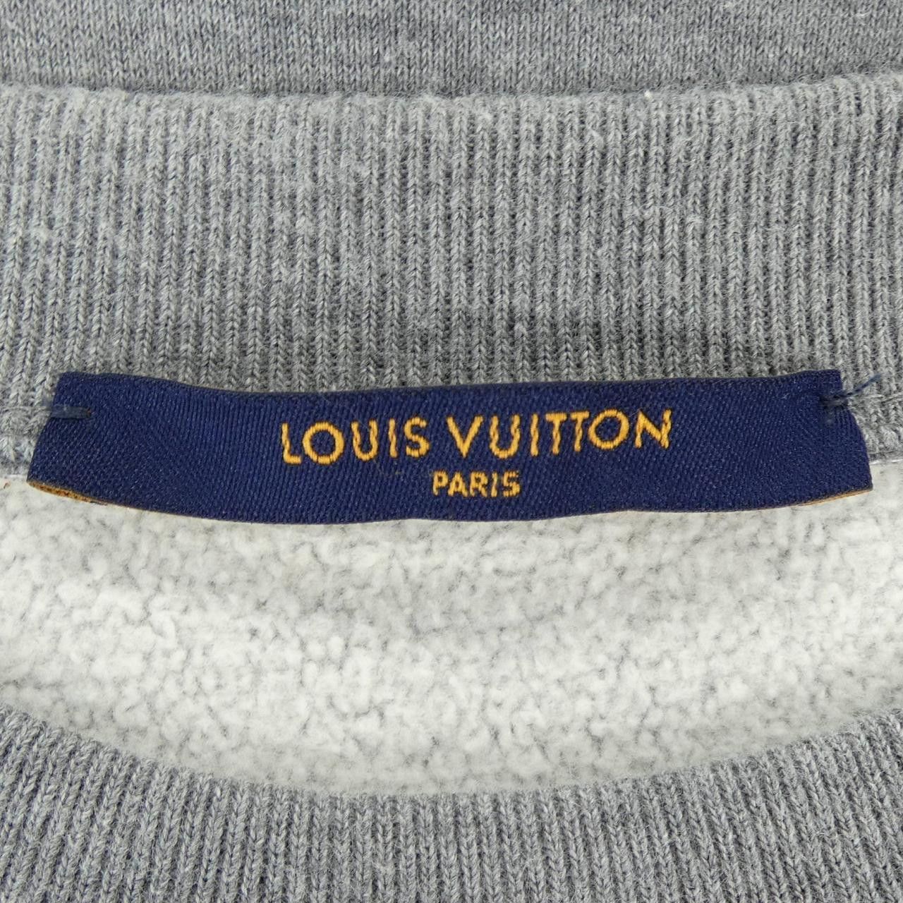 Louis Vuitton Louis Vuitton Louis Vuitton Printed Heart Sweatshirt Sweatshirt Textile Sweatshirts & Hoodies HMY02WUYR DUTY FREE for USA Size ONE SIZE - 4 Thumbnail
