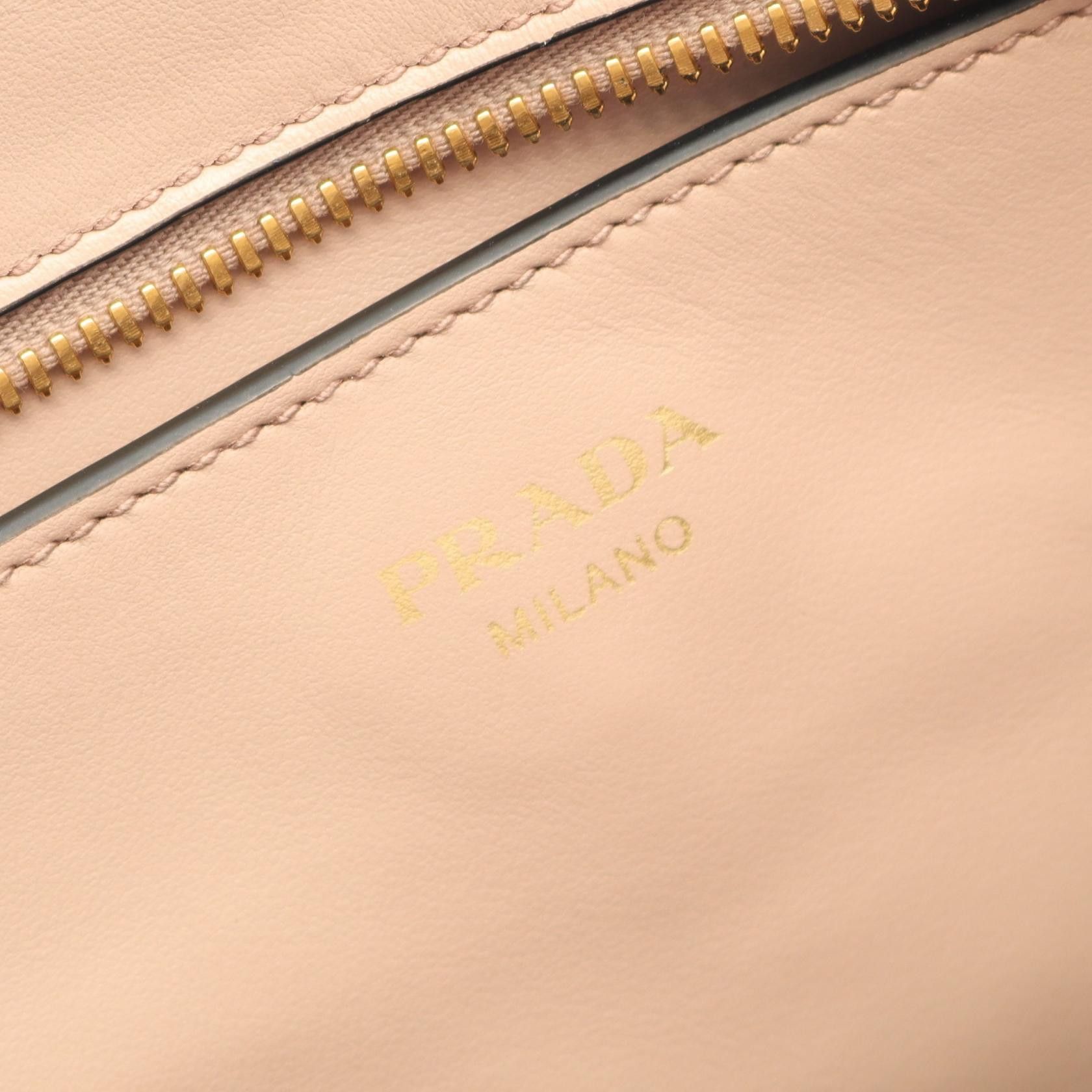 Prada Prada PRADA Saffiano Leather Tote Bag Leather Tote Bag DUTY FREE for USA Size ONE SIZE - 4 Thumbnail