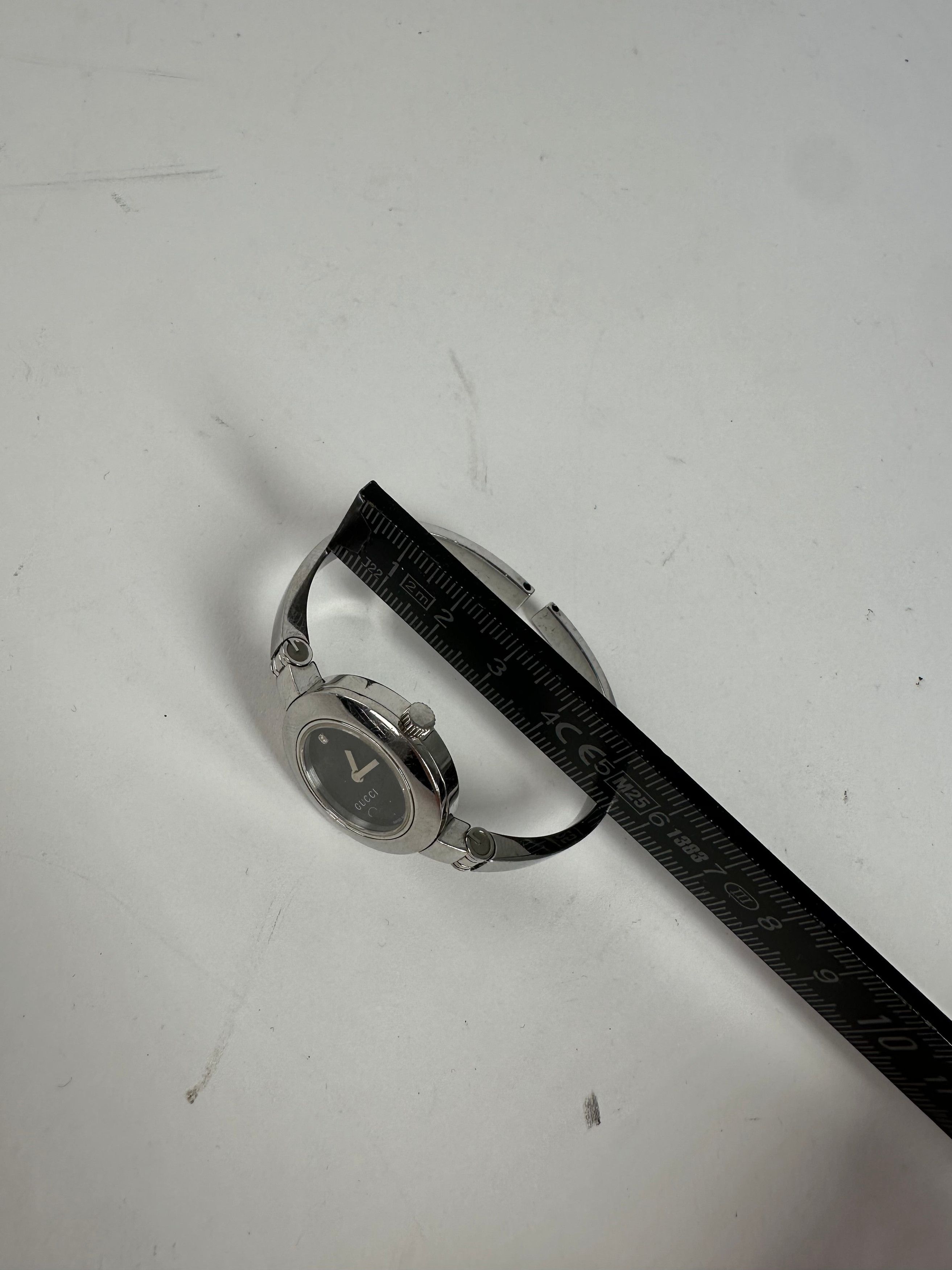 Gucci Vintage Stainless Steel Bracelet Watch Silver Black Size ONE SIZE - 8 Thumbnail