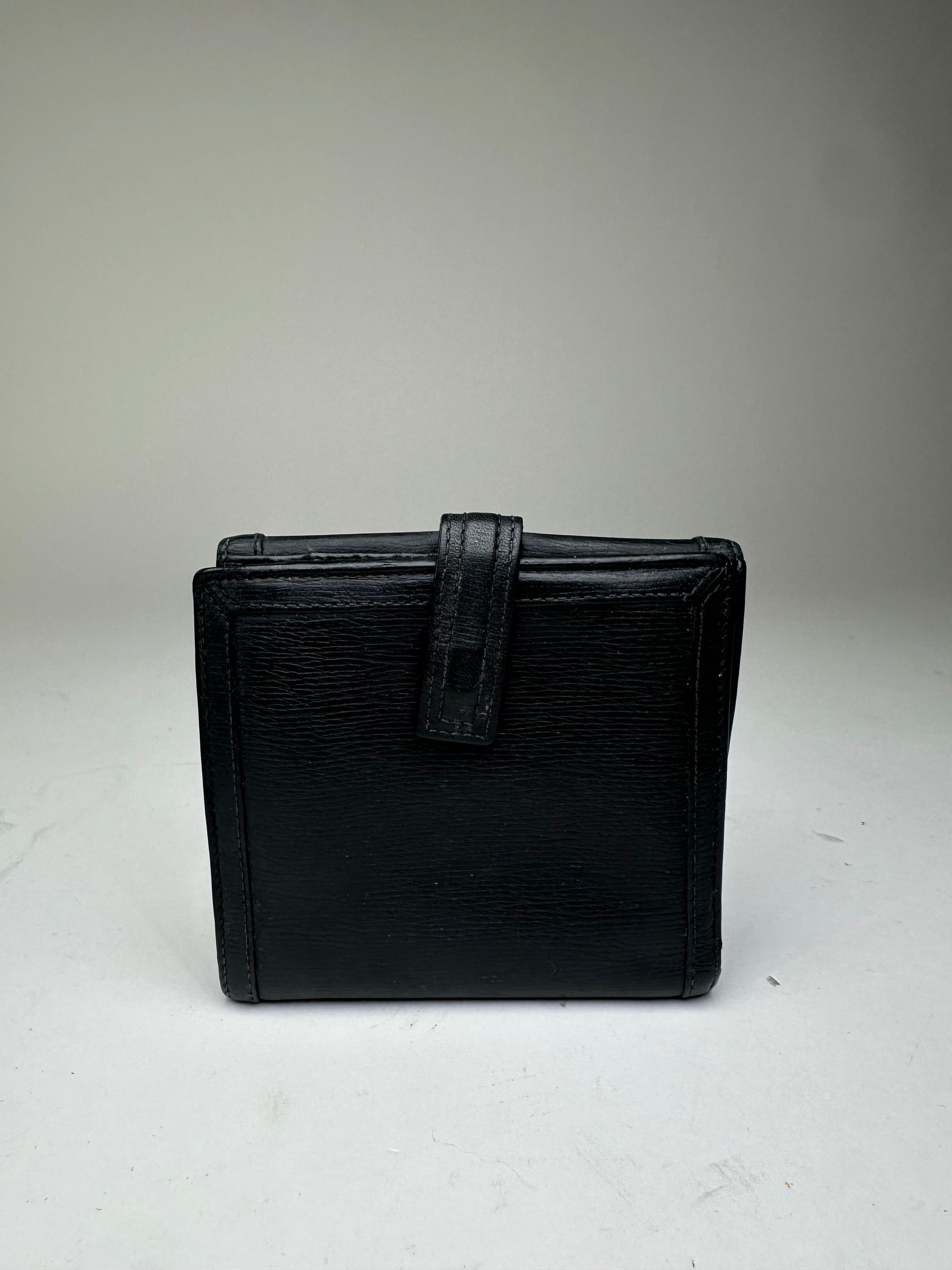 Gucci Vintage Leather Wallet Black Gold Size ONE SIZE - 12 Thumbnail