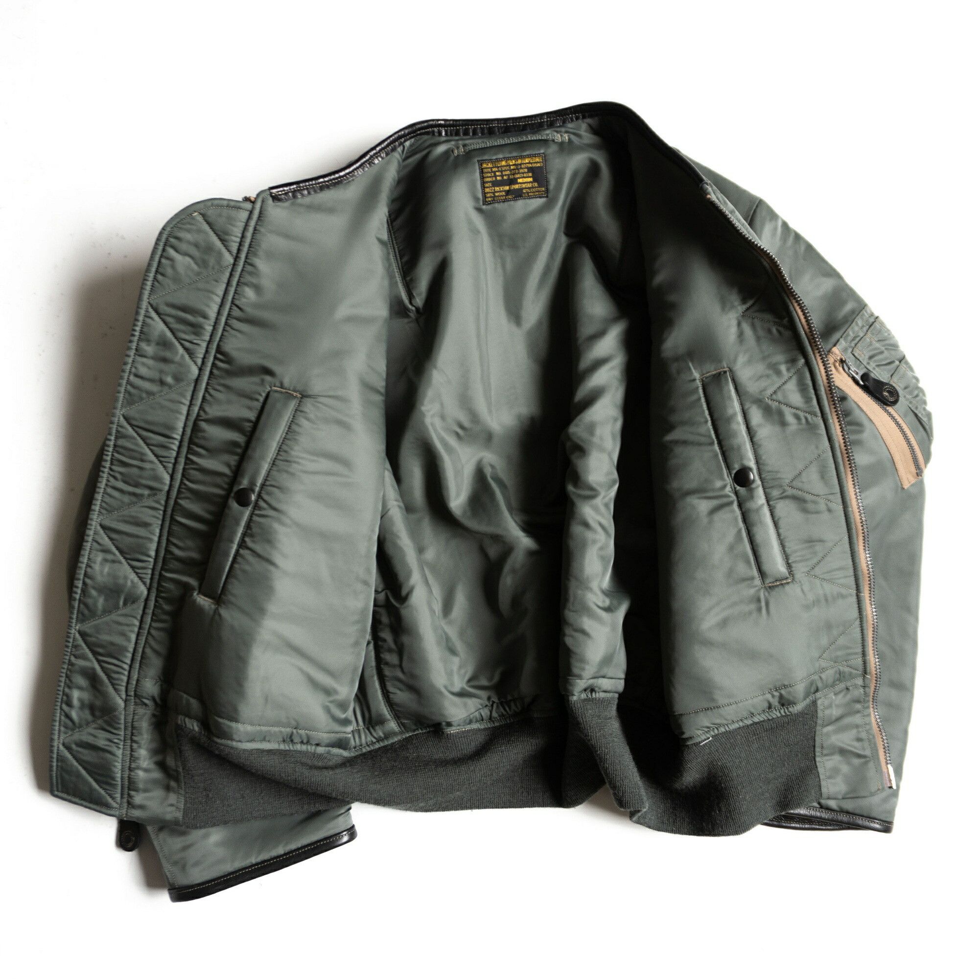 Buzz Rickson's Buzz Rickson's MA-1 Flight Jacket Green Size M Size US M / EU 48-50 / 2 - 7 Thumbnail