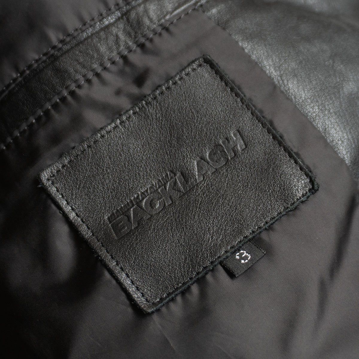 Isamu Katayama Backlash Isamu Katayama Backlash Kangaroo leather down jacket Black Size 3 Size US L / EU 52-54 / 3 - 3 Thumbnail