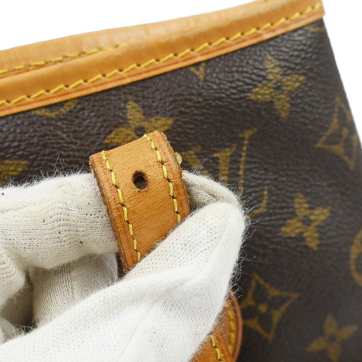 Louis Vuitton Louis Vuitton Petit Bucket Bag Monogram Canvas Size ONE SIZE - 11 Thumbnail