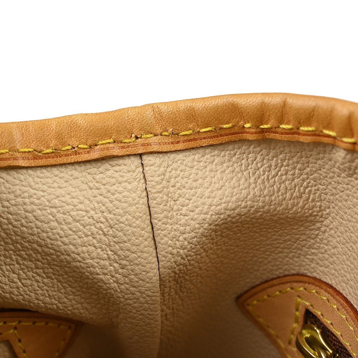 Louis Vuitton Louis Vuitton Petit Bucket Bag Monogram Canvas Size ONE SIZE - 13 Thumbnail