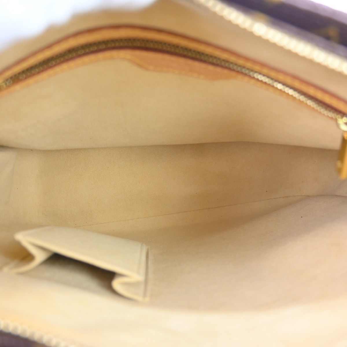 Louis Vuitton Louis Vuitton Monogram Looping Handbag Monogram Canvas Size ONE SIZE - 3 Thumbnail