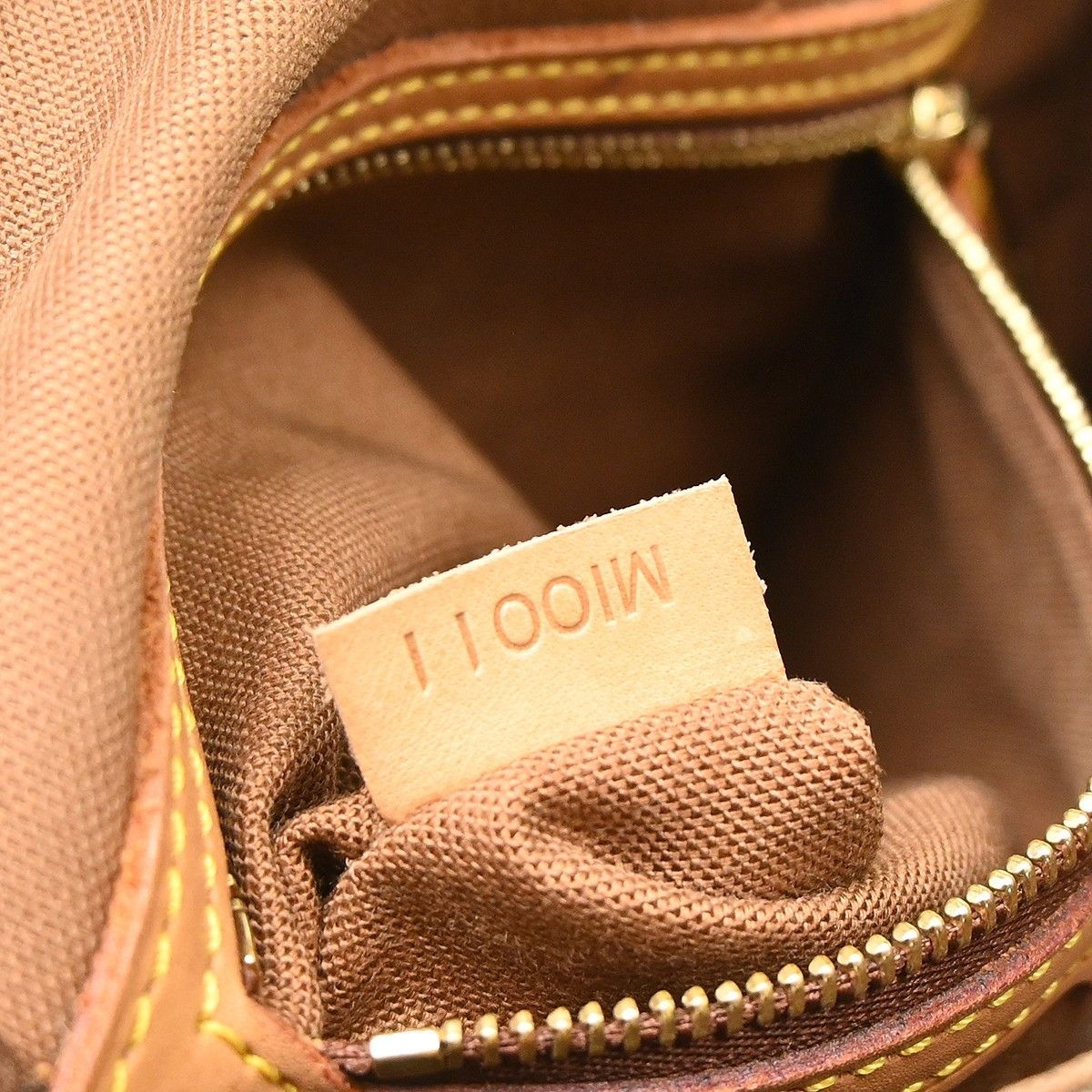 Louis Vuitton Louis Vuitton Monogram Looping Handbag Monogram Canvas Size ONE SIZE - 5 Thumbnail