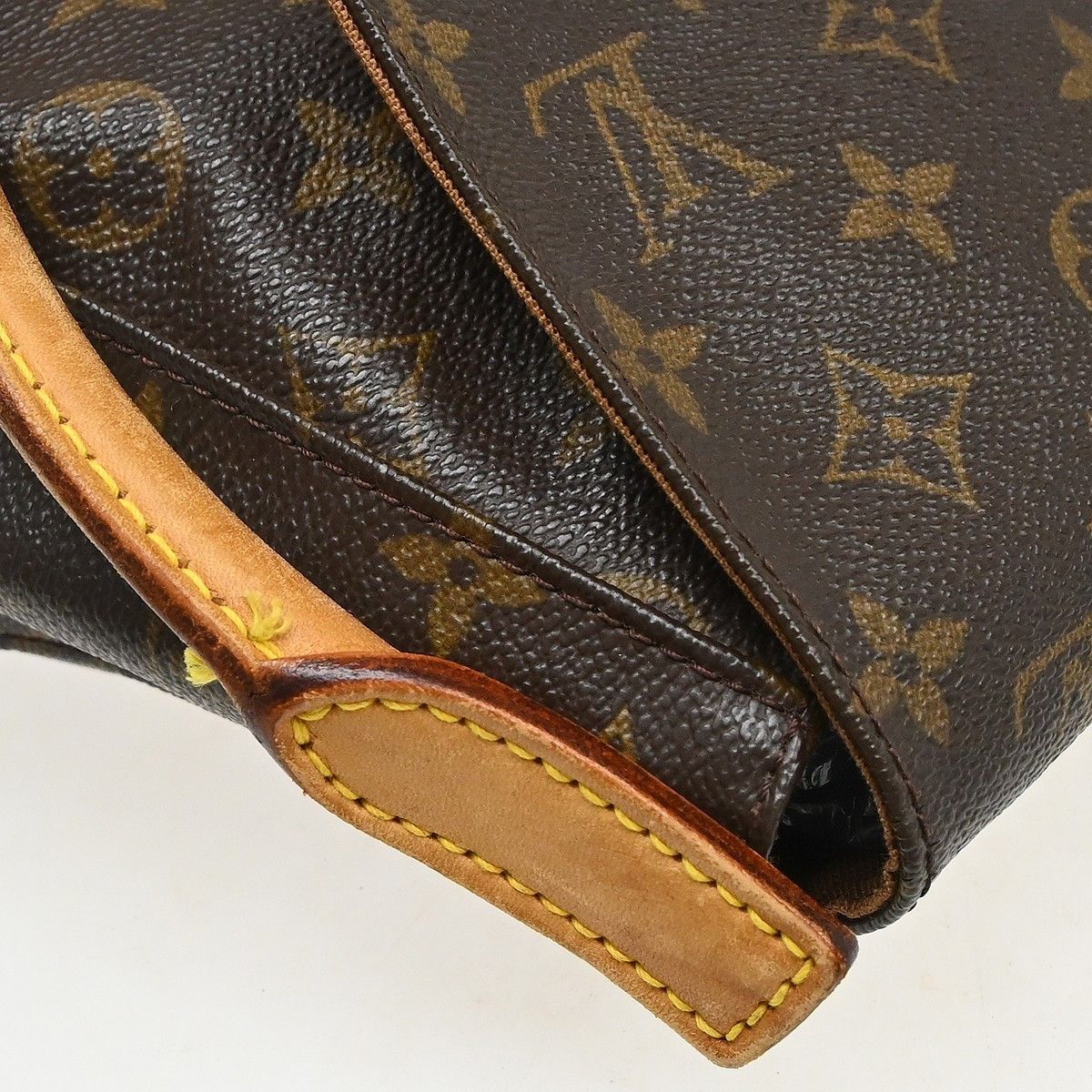 Louis Vuitton Louis Vuitton Monogram Looping Handbag Monogram Canvas Size ONE SIZE - 8 Thumbnail