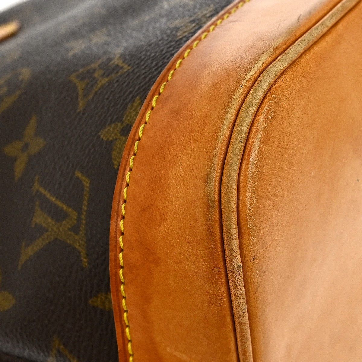 Louis Vuitton Louis Vuitton Alma Handbag Monogram Canvas Size ONE SIZE - 7 Thumbnail