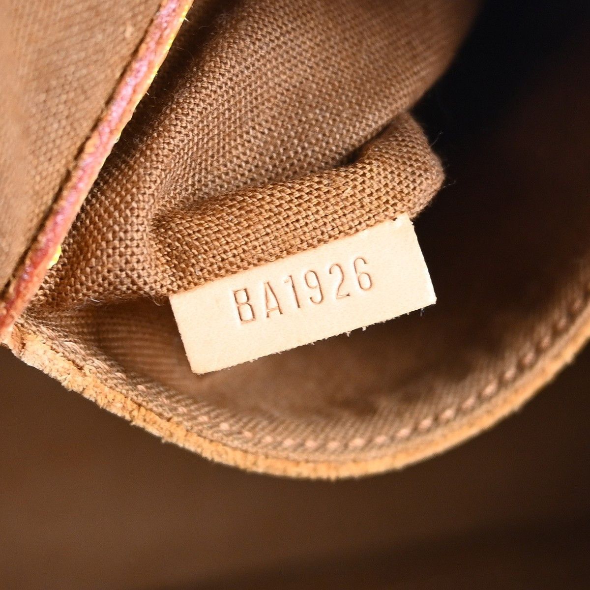 Louis Vuitton Louis Vuitton Alma Handbag Monogram Canvas Size ONE SIZE - 5 Thumbnail