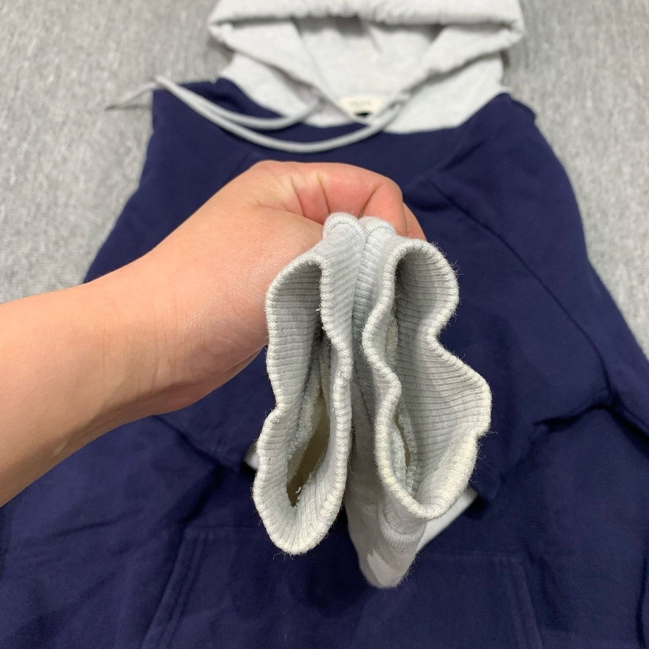 Celine Celine Logo Hoodie Size XS Size XS / US 0-2 / IT 36-38 - 9 Thumbnail