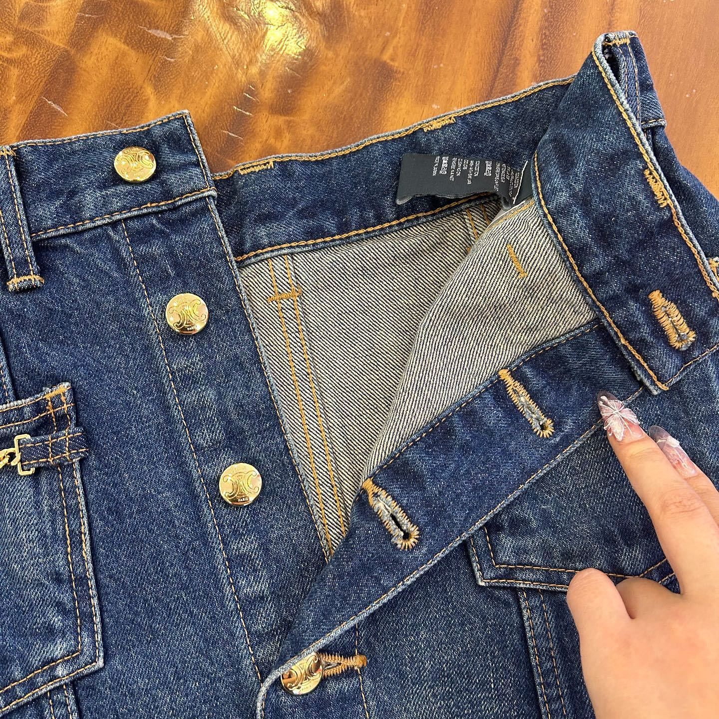 Celine Celine Logo Chain Denim Mini Skirt Size 26 Size 26" / US 2 / IT 38 - 14 Thumbnail
