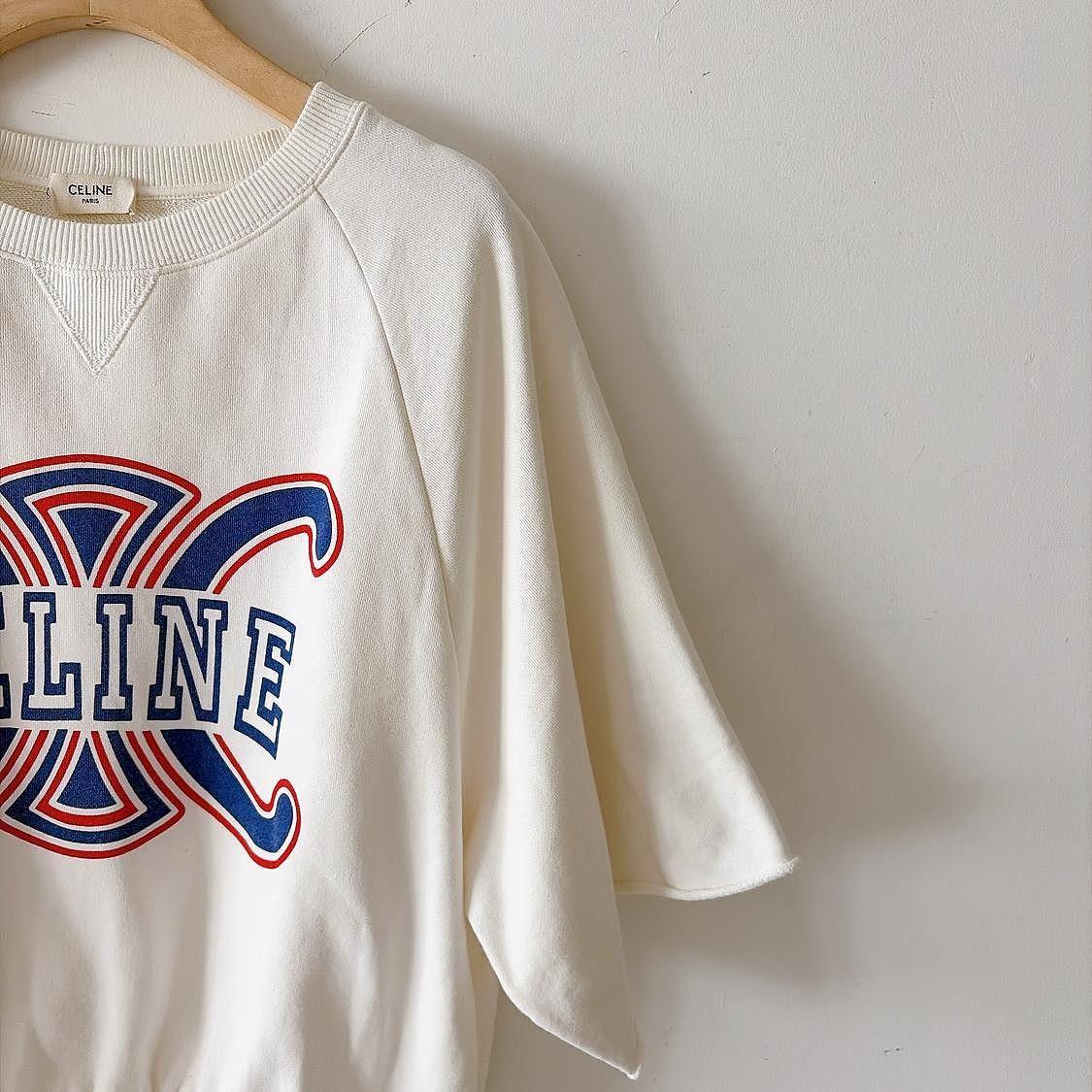 Celine Celine Triomphe Logo Sweatshirt XS Size XS / US 0-2 / IT 36-38 - 6 Thumbnail