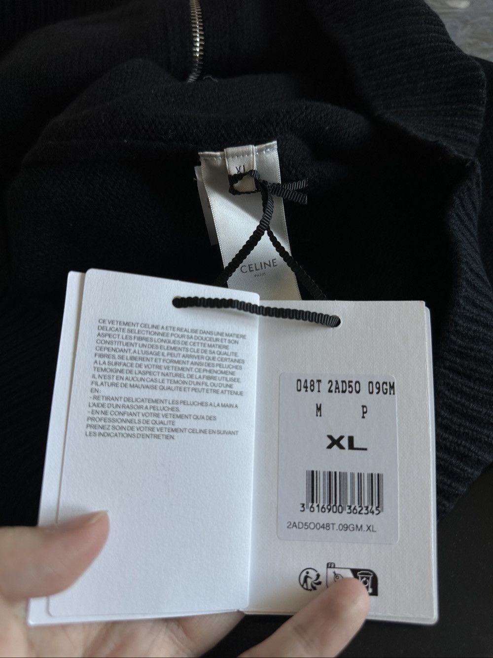 Celine CELINE Triomphe Logo Knit Zip-Up Hoodie Size XL Size US XL / EU 56 / 4 - 5 Thumbnail