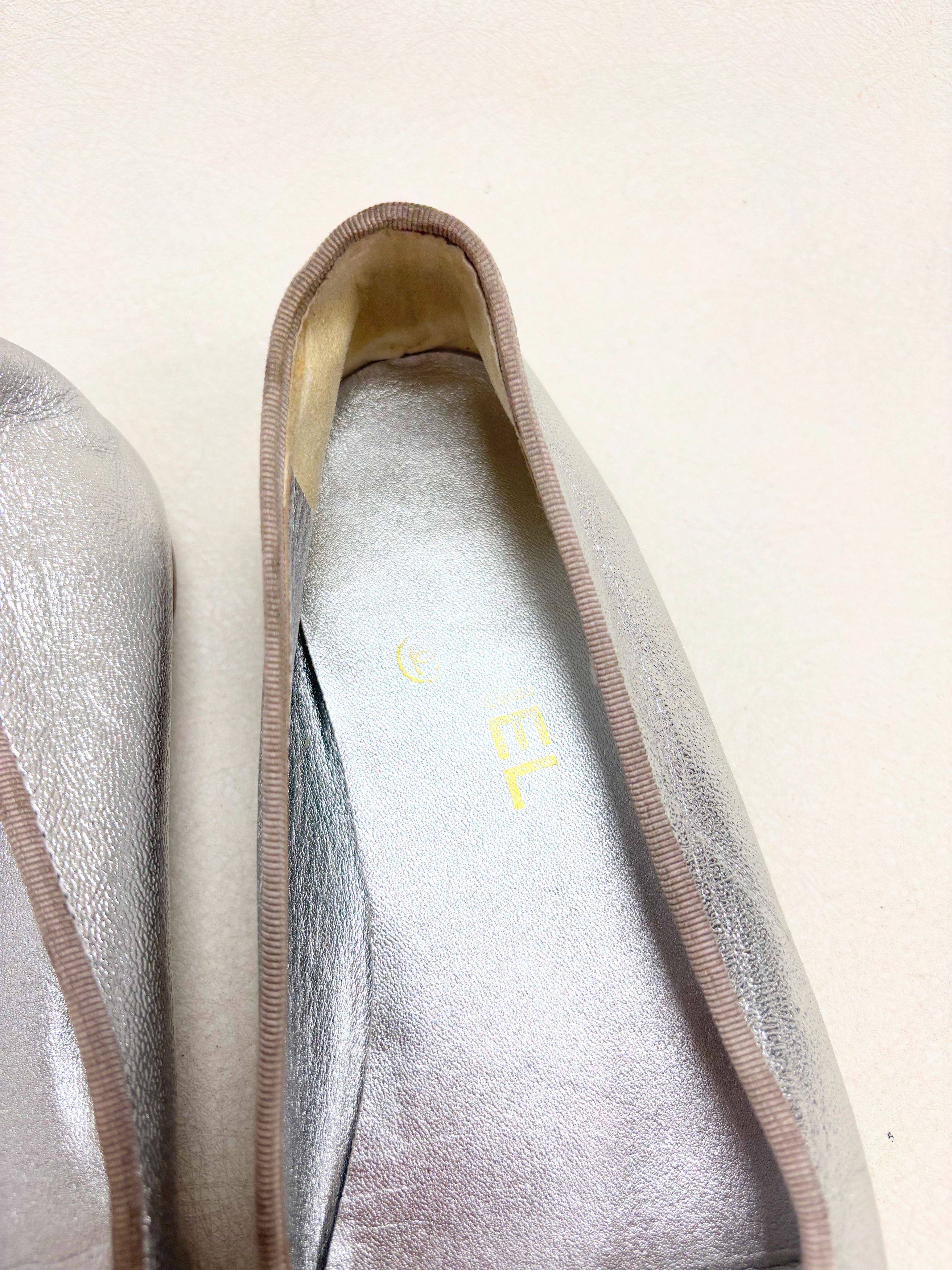 Chanel Ballerines Cuir Argent Size US 8 / IT 38 - 7 Thumbnail