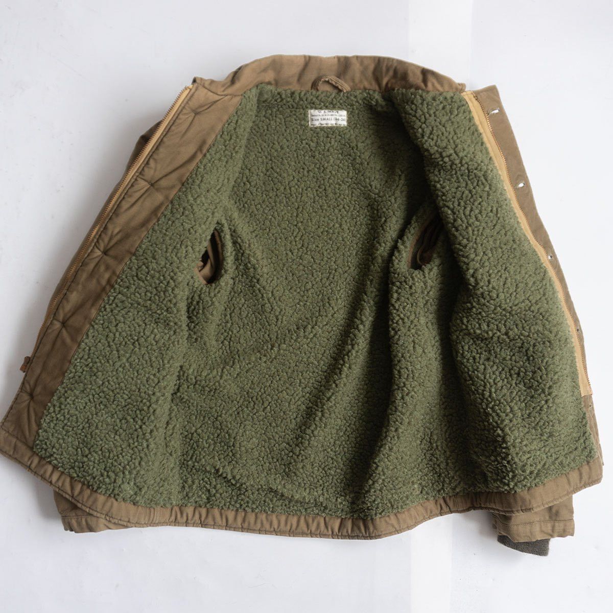 Buzz Rickson's Buzz Rickson's US NAVY A-2 DECK JACKET Size S Size US S / EU 44-46 / 1 - 3 Thumbnail