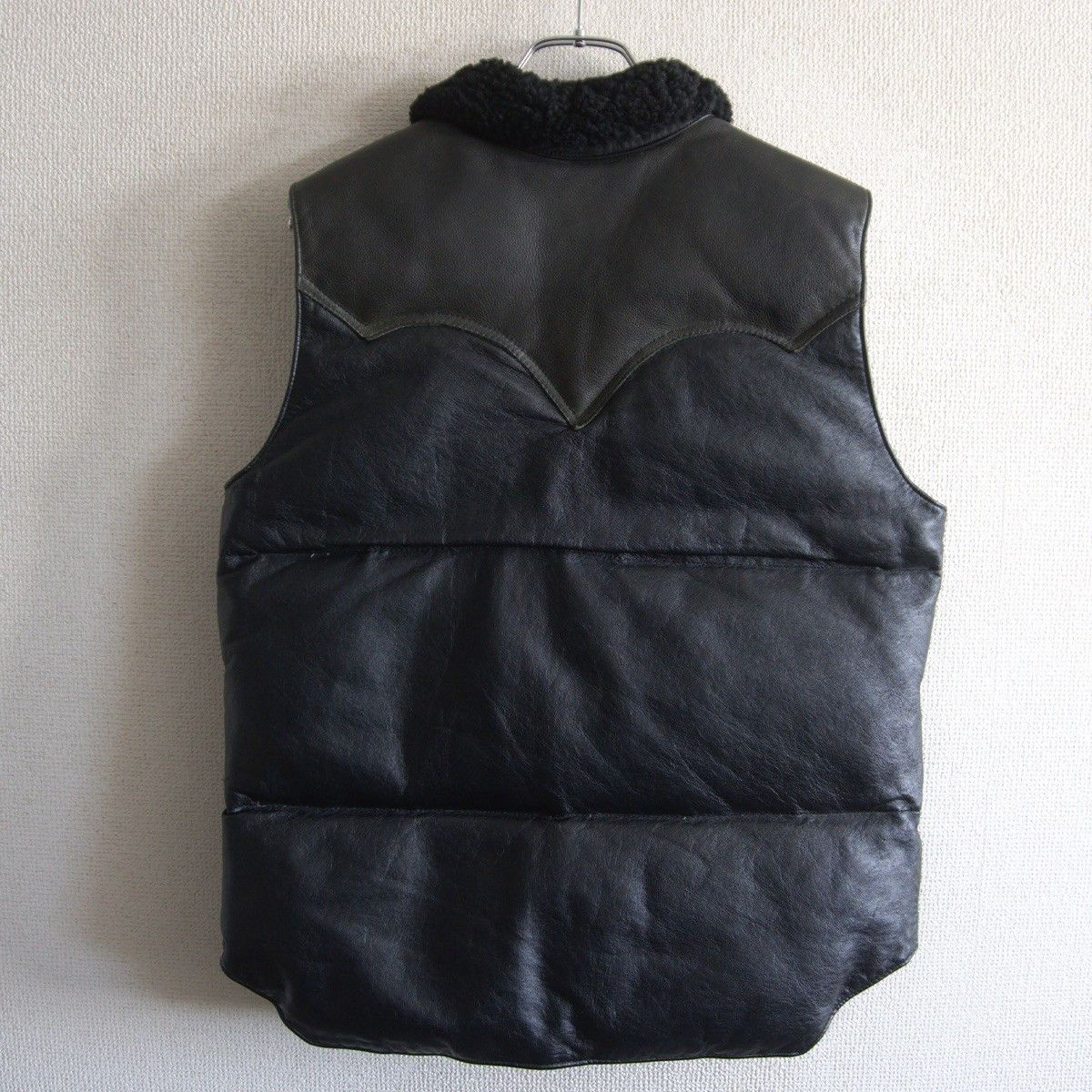 Warehouse Warehouse Black Leather Down Vest Size M Size US M / EU 48-50 / 2 - 3 Thumbnail