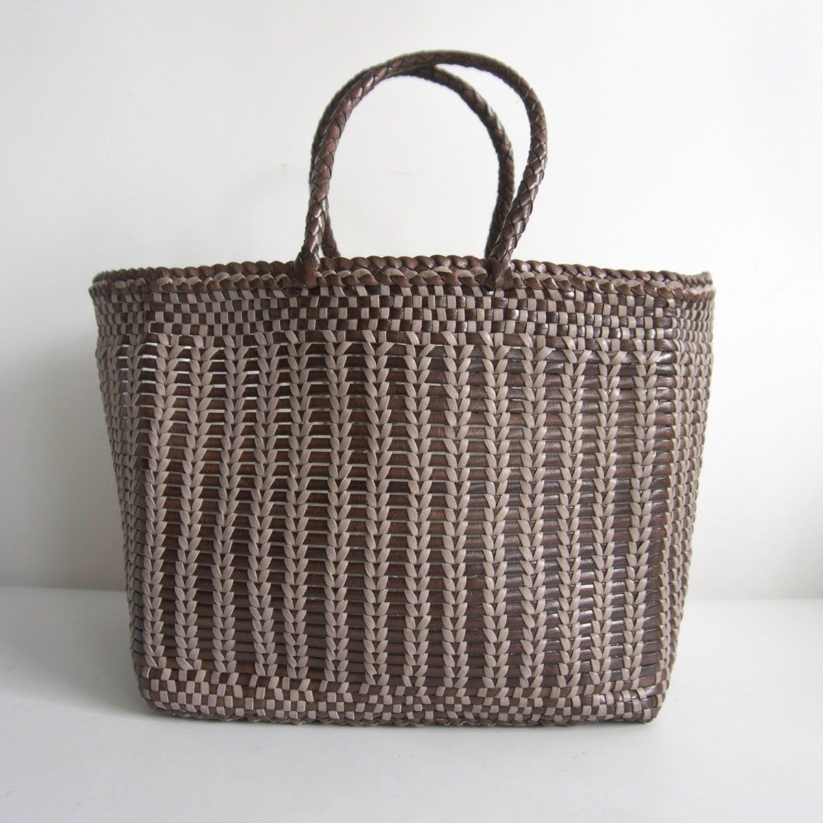 Vintage DRAGON Leather Mesh Handbag Size ONE SIZE - 2 Thumbnail