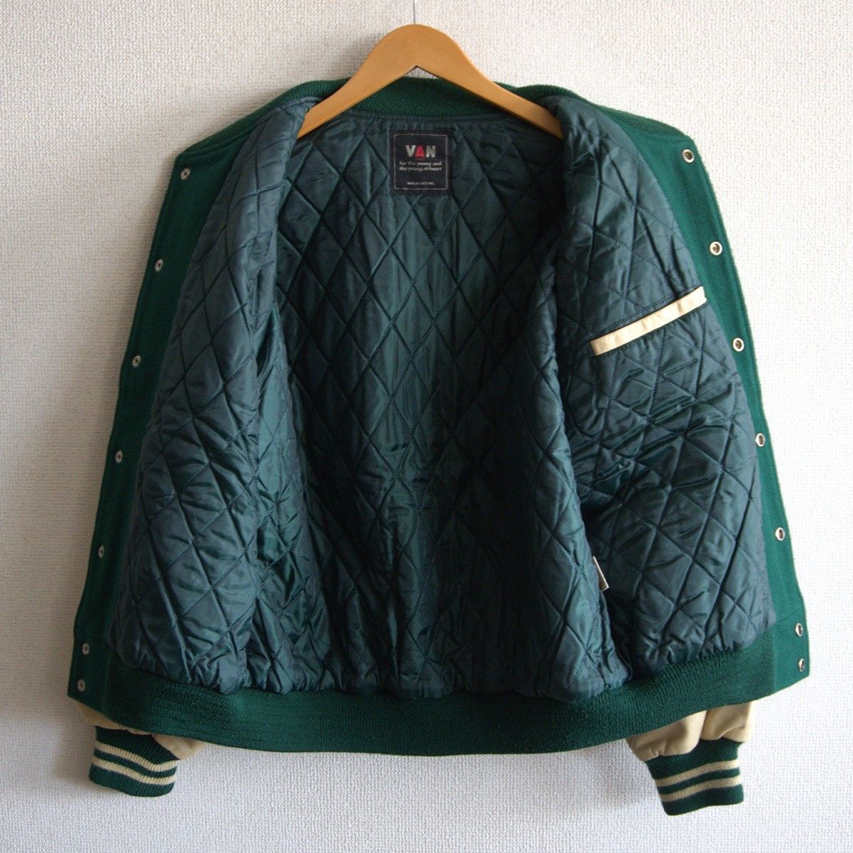 Vintage VAN JAC Leather-sleeved varsity jacket Size L Size US L / EU 52-54 / 3 - 4 Thumbnail