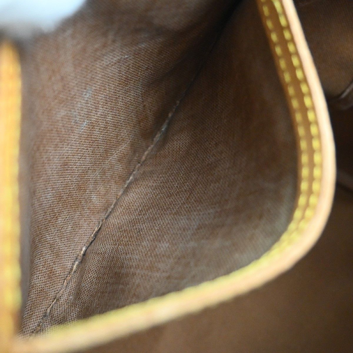 Louis Vuitton Louis Vuitton Speedy Handbag Monogram Canvas Size ONE SIZE - 16 Thumbnail