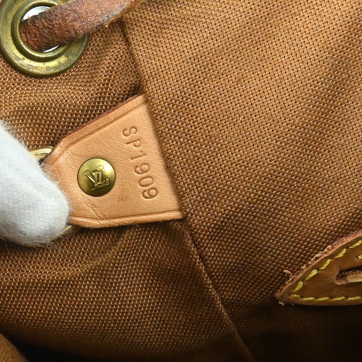 Louis Vuitton Louis Vuitton Montsouris Backpack Monogram Canvas Size ONE SIZE - 5 Thumbnail