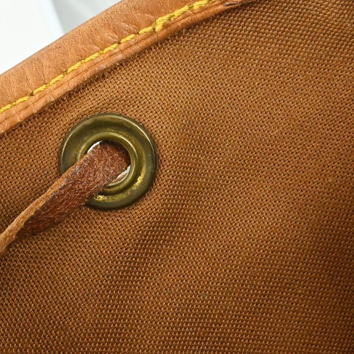 Louis Vuitton Louis Vuitton Montsouris Backpack Monogram Canvas Size ONE SIZE - 19 Thumbnail