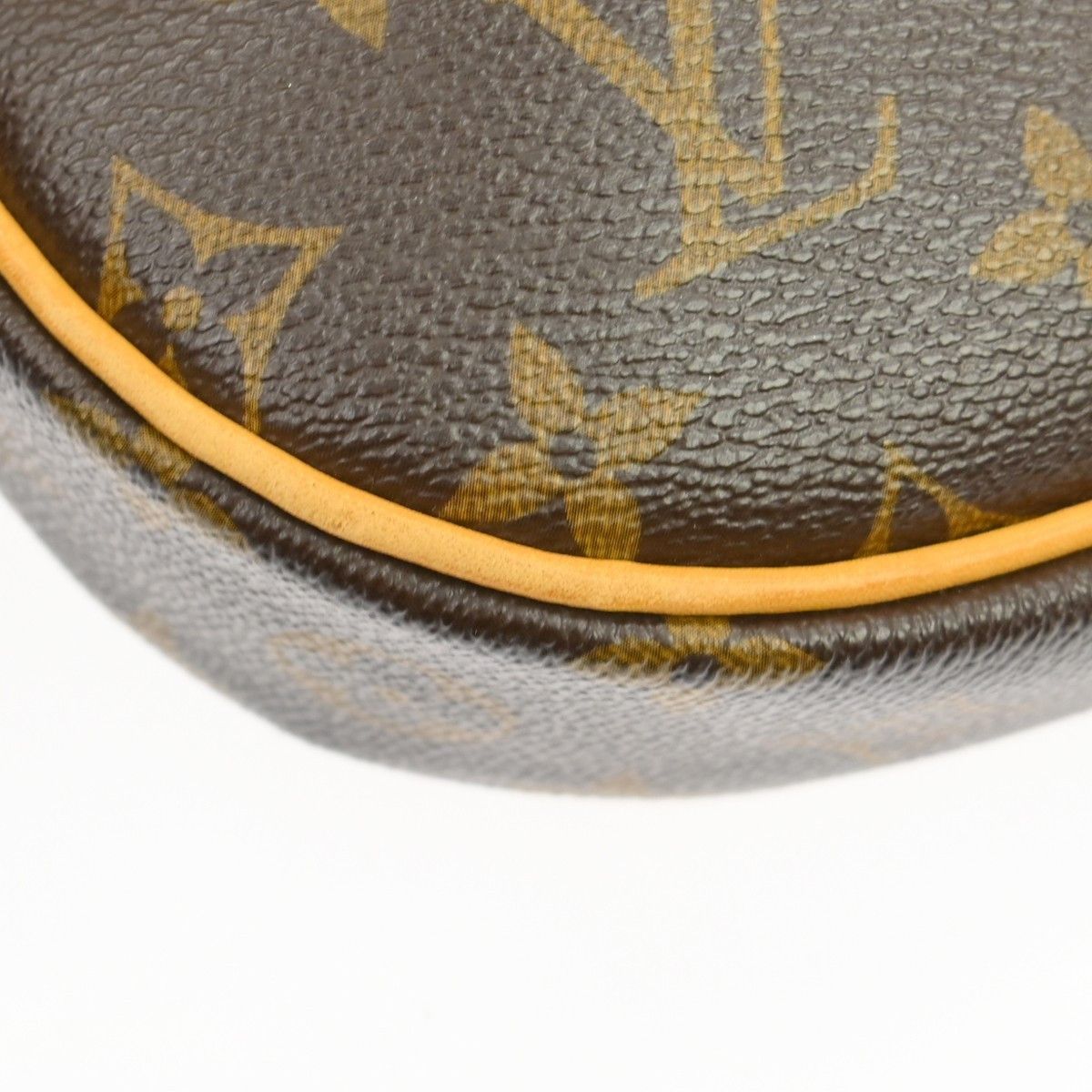 Louis Vuitton Louis Vuitton Odeon Handbag Monogram Canvas Size ONE SIZE - 8 Thumbnail