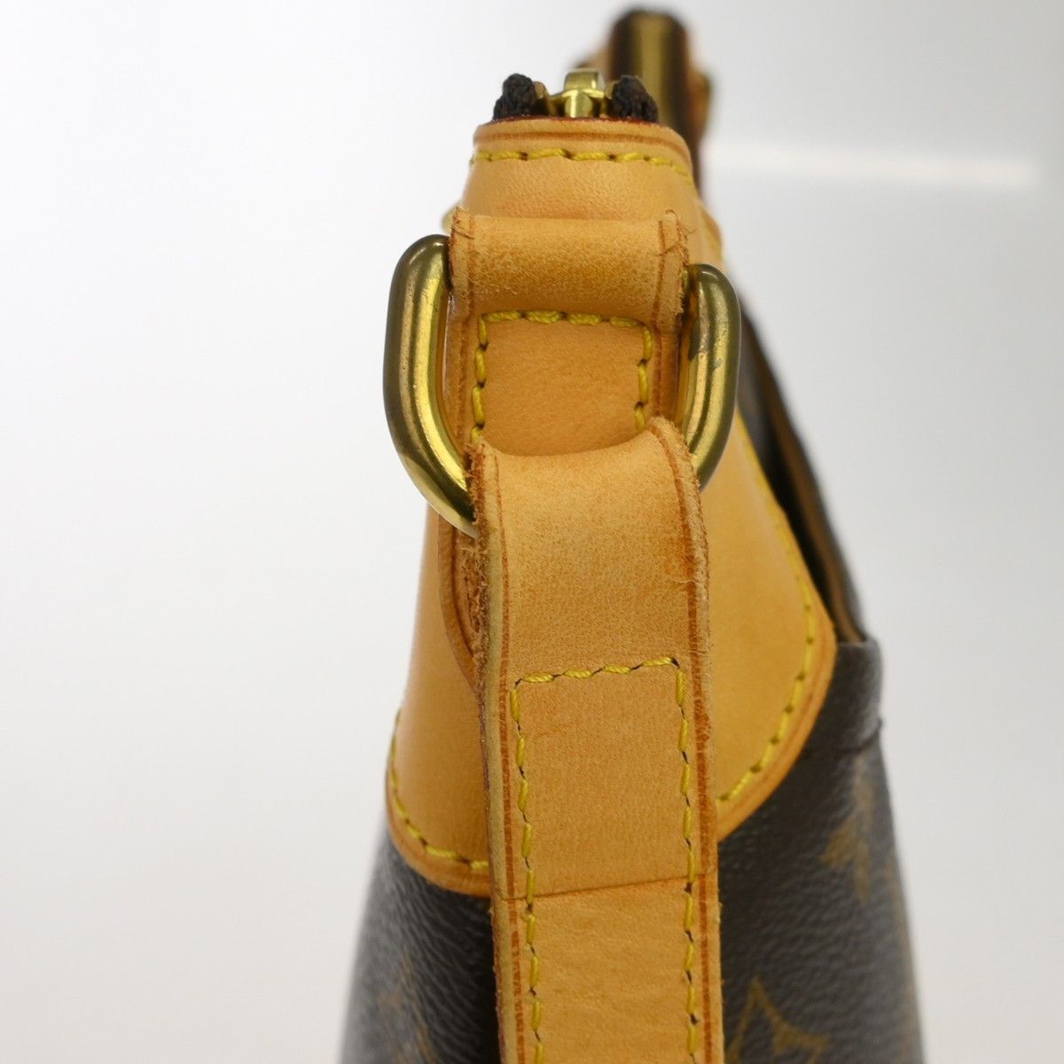 Louis Vuitton Louis Vuitton Odeon Handbag Monogram Canvas Size ONE SIZE - 10 Thumbnail