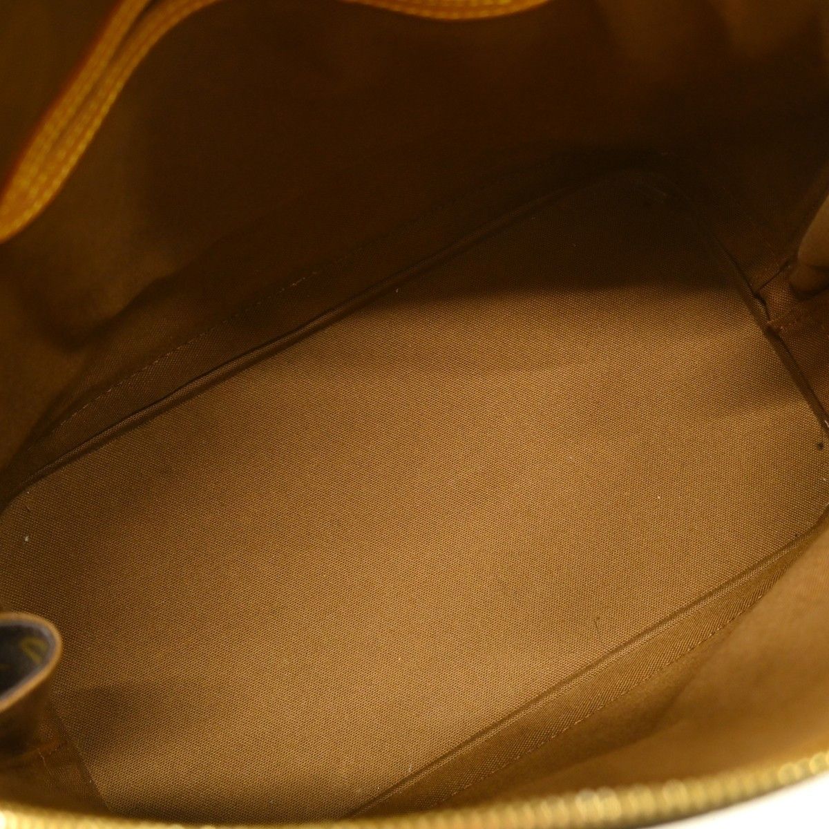 Louis Vuitton Louis Vuitton Alma Handbag Monogram Canvas Size ONE SIZE - 3 Thumbnail