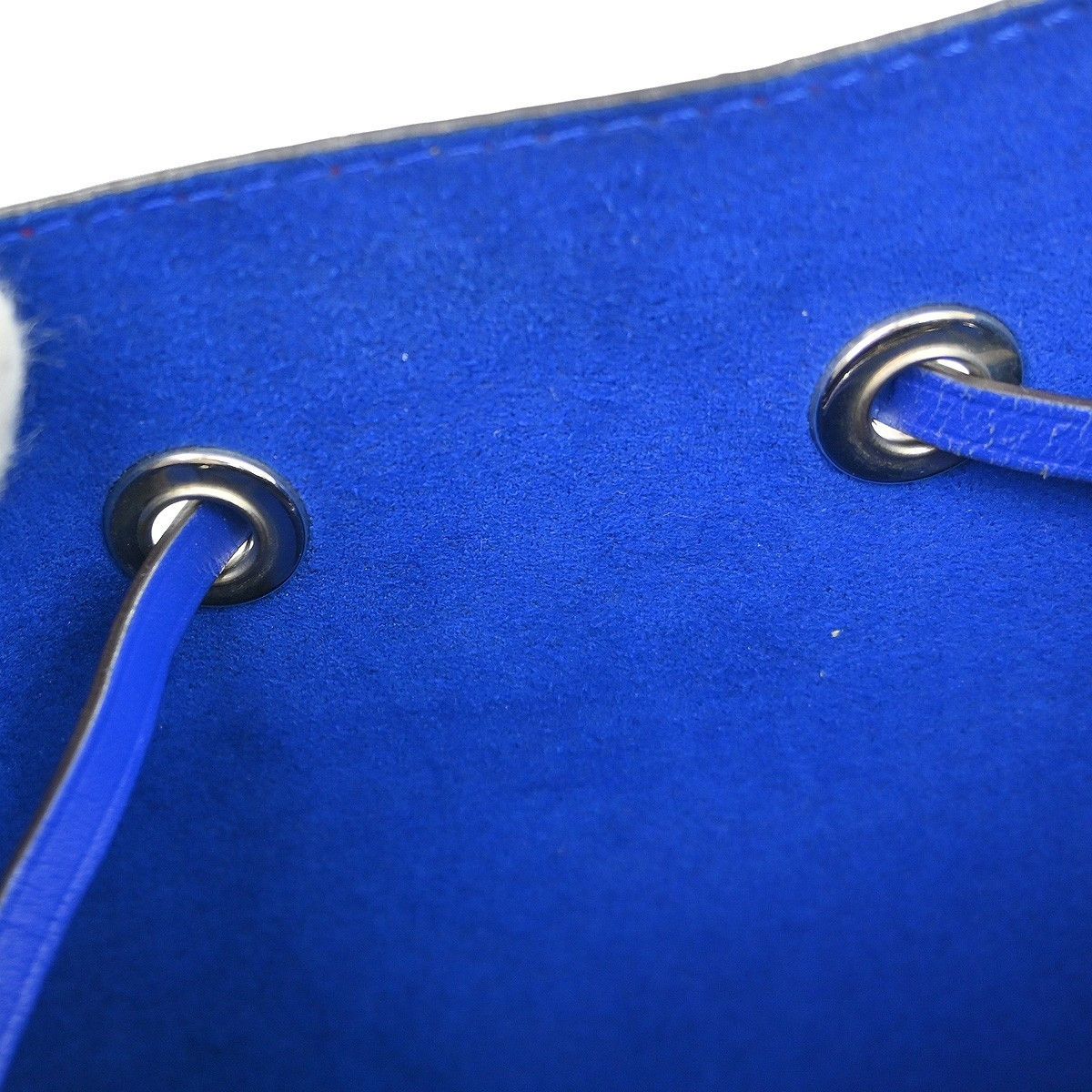 Louis Vuitton Louis Vuitton NeoNoe Handbag Epi Leather Size ONE SIZE - 9 Thumbnail