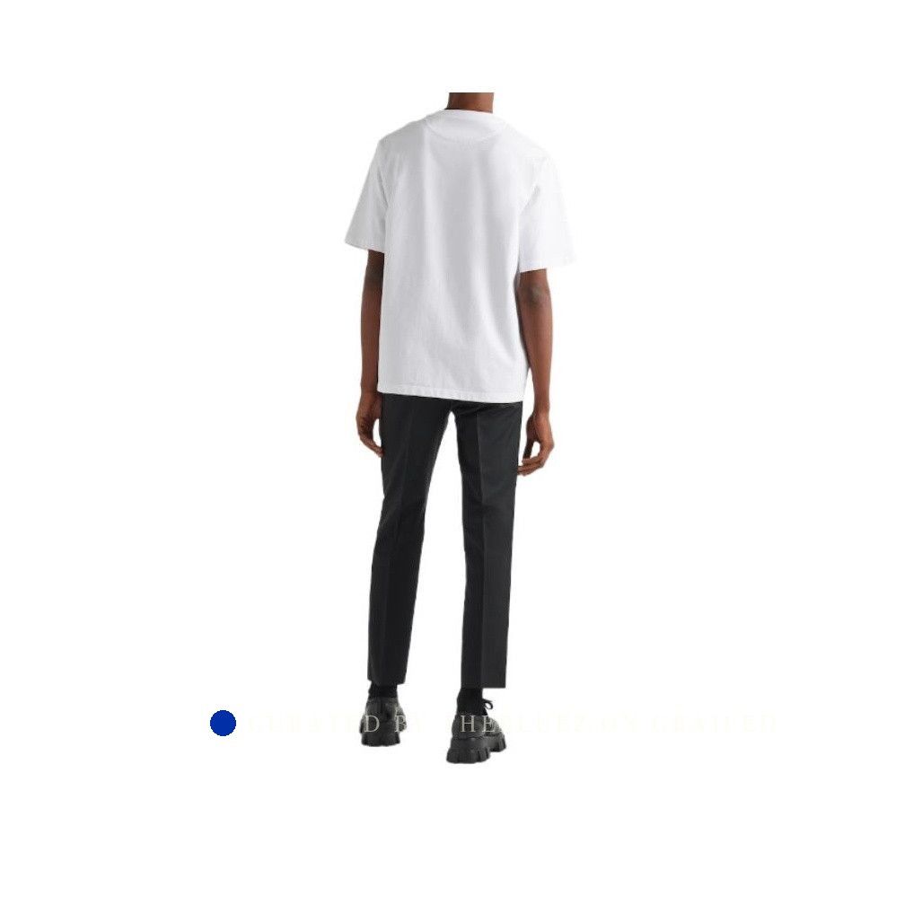 Prada Triangle Logo Pocket T-Shirt Size US S / EU 44-46 / 1 - 11 Thumbnail