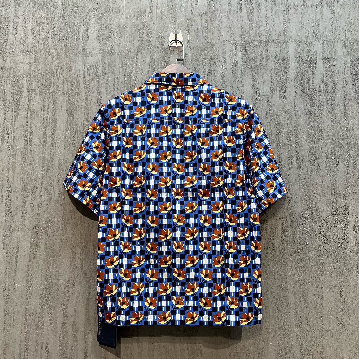 Prada Floral Check Short Sleeve Shirt in Multi Size US XL / EU 56 / 4 - 2 Thumbnail